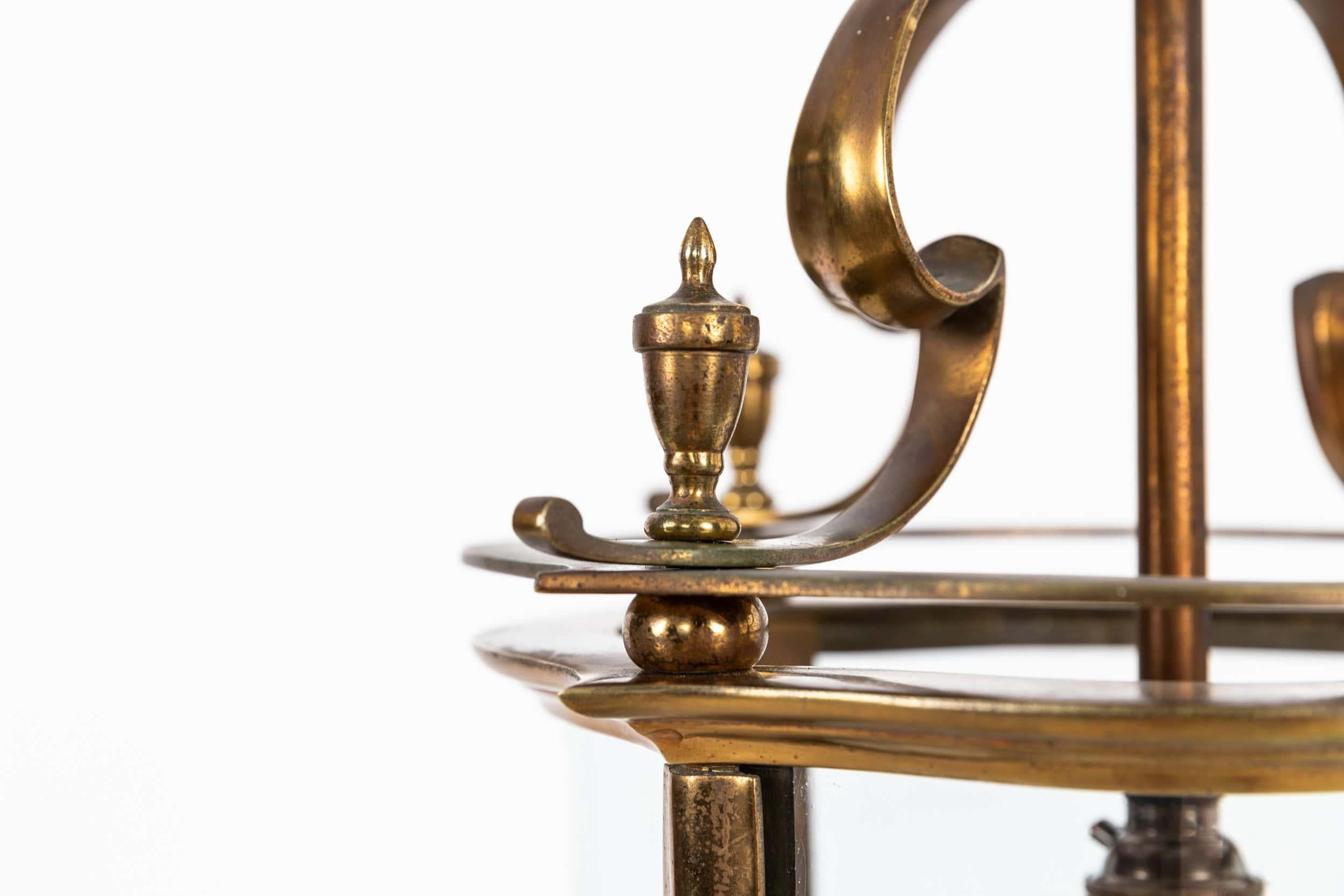 XX secolo Large Antique Faraday & Son Glazed Brass Porch Hall Lantern Light Lamp. C.1920 in vendita