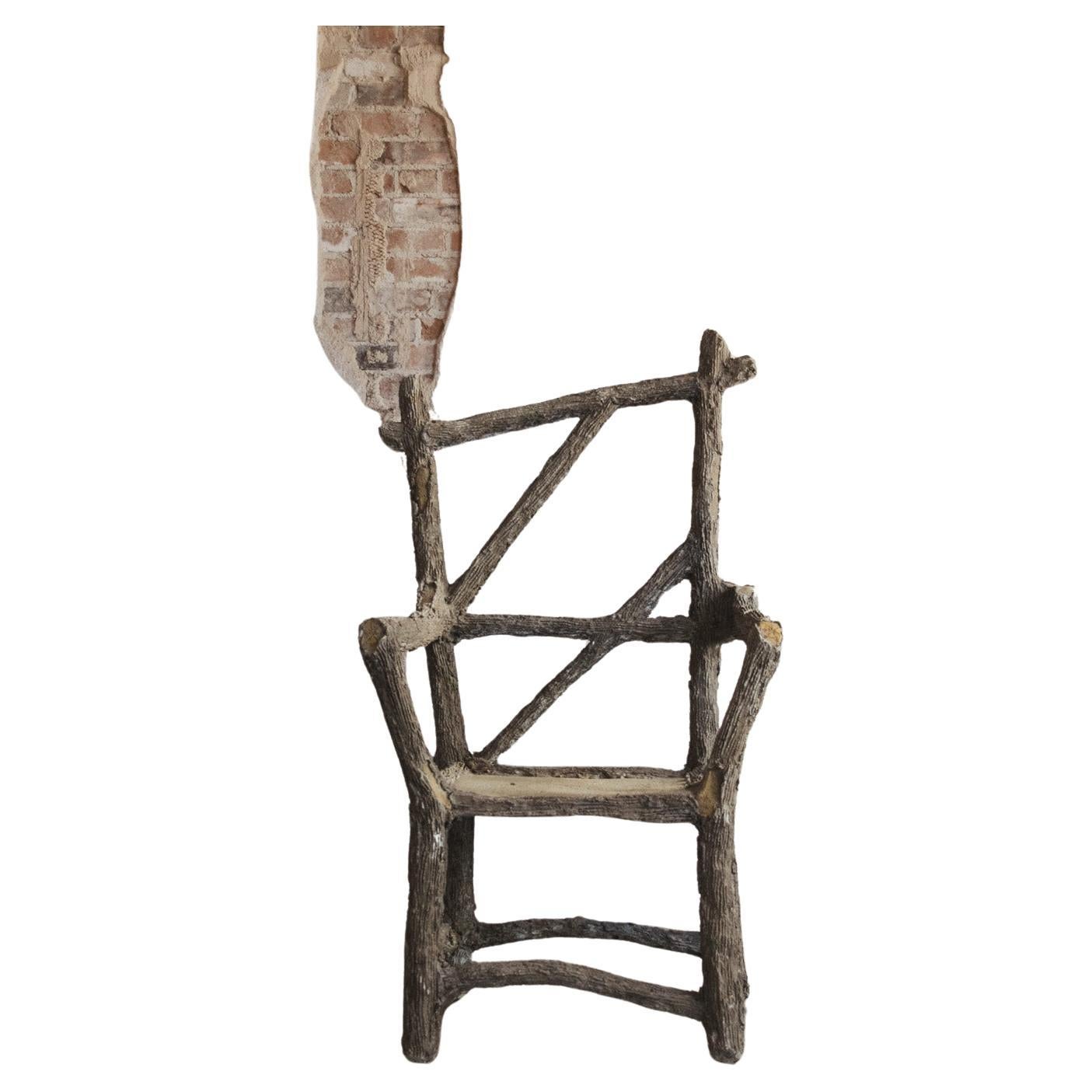 Grande chaise ancienne en faux bois