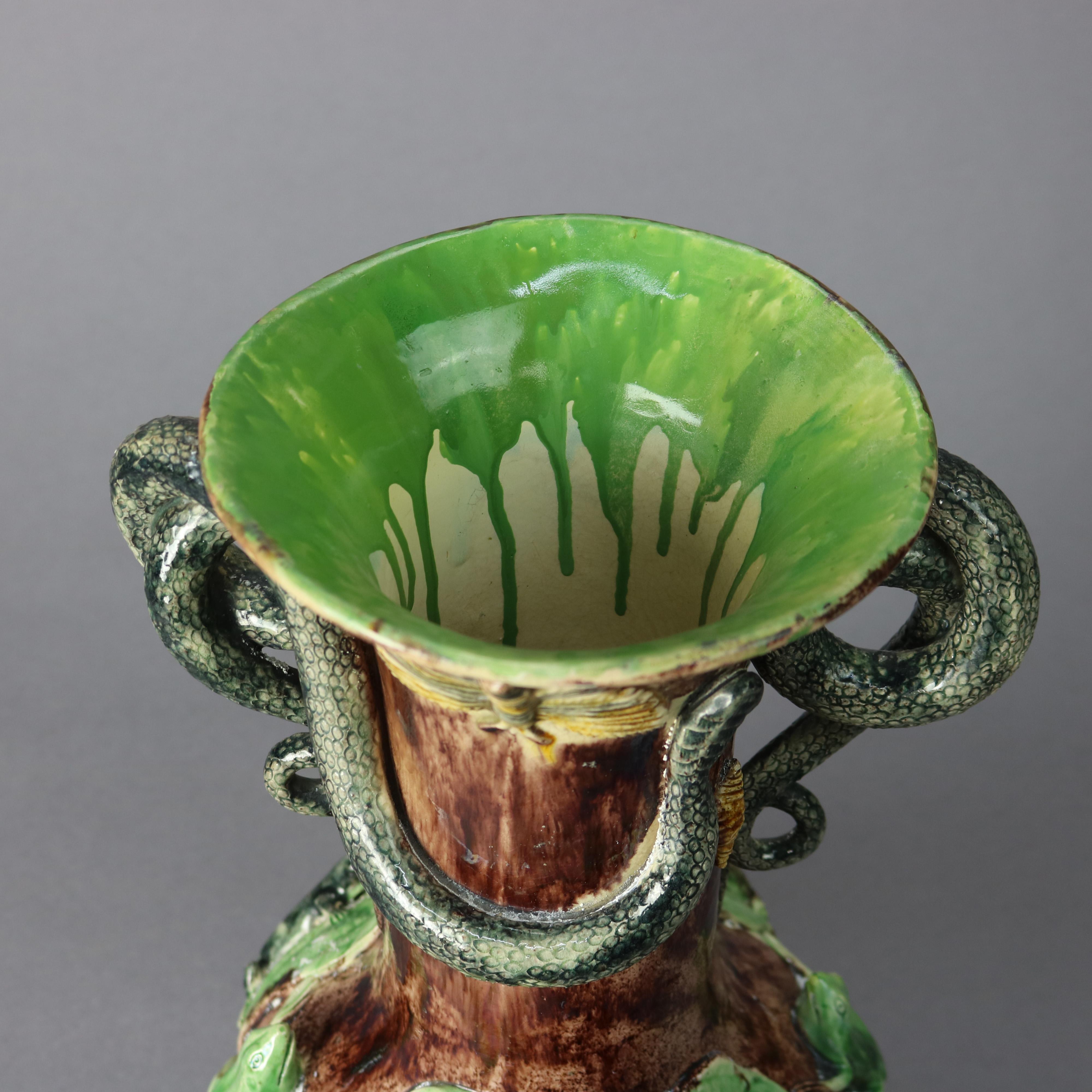 Large Antique Figural Palissy Ware Majolica Pottery Vases, Mafra Portugal, 19thC 4