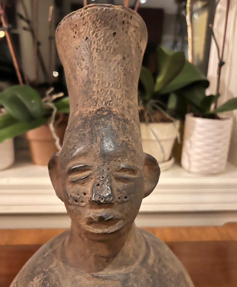 Congolese Large Antique Figurative African Mangbetu Peoples Anthropomorphic Vessel For Sale