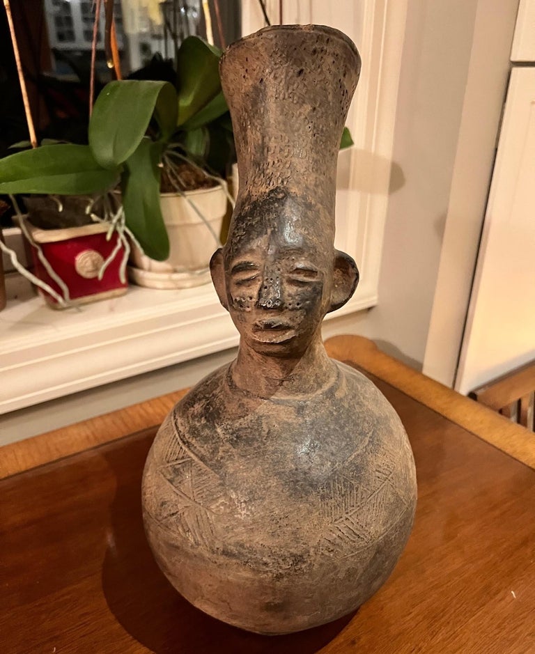 Large Antique Figurative African Mangbetu Peoples Anthropomorphic Vessel In Good Condition For Sale In Morristown, NJ