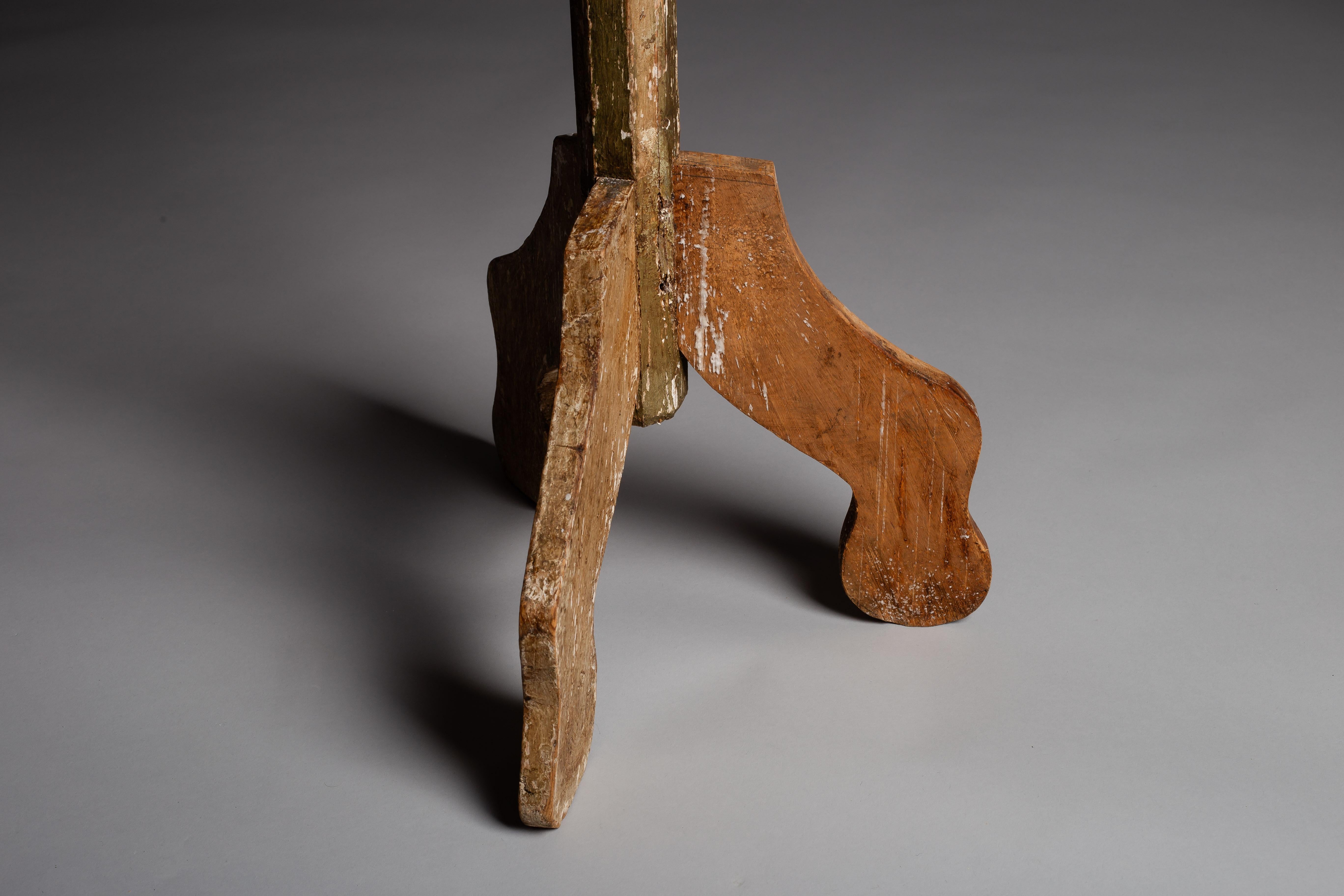 Gran candelabro antiguo finlandés de madera del siglo XIX en venta 6