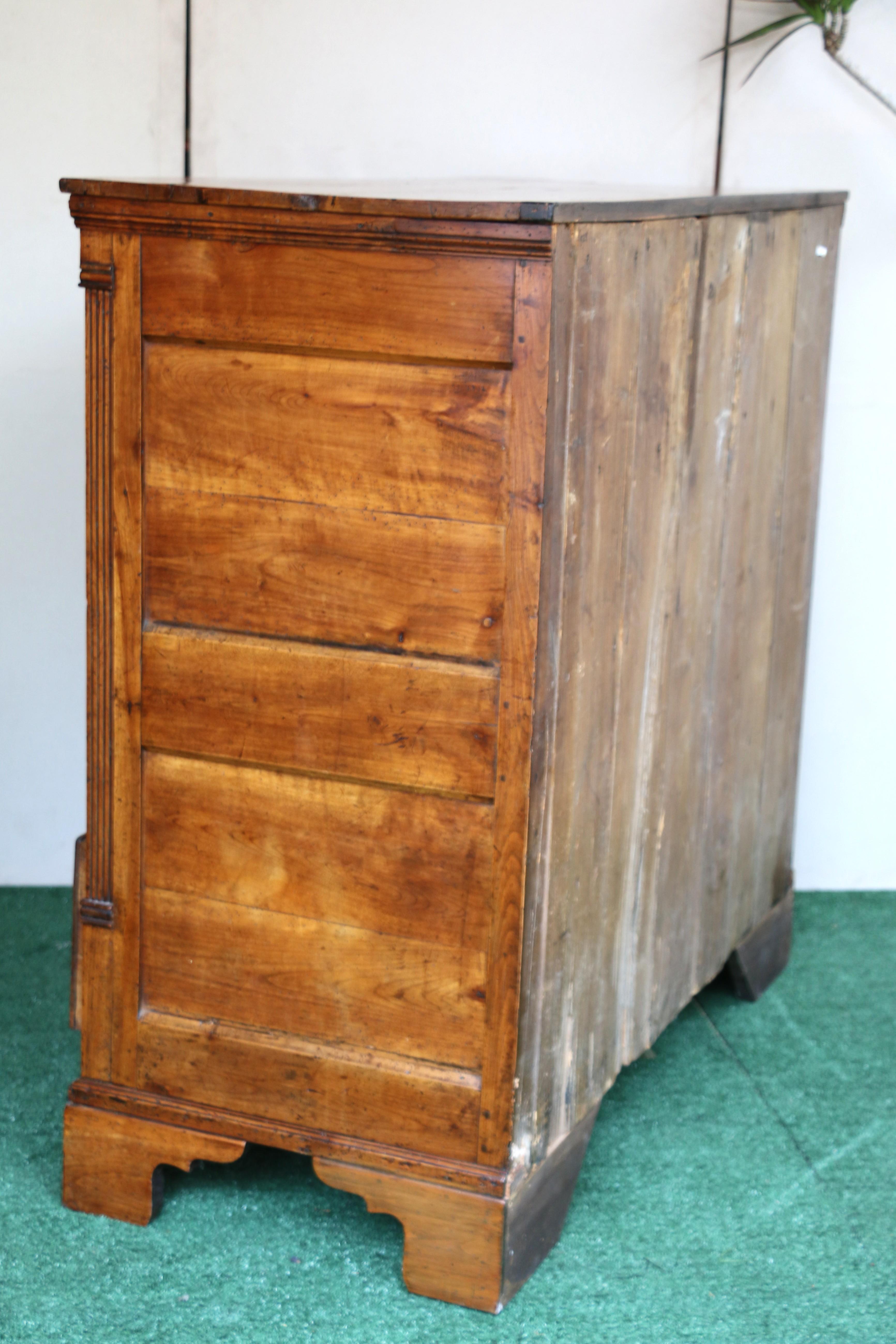 Large Antique Five Drawers Chest For Sale 6