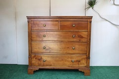 Große antike Kommode mit fünf Schubladen