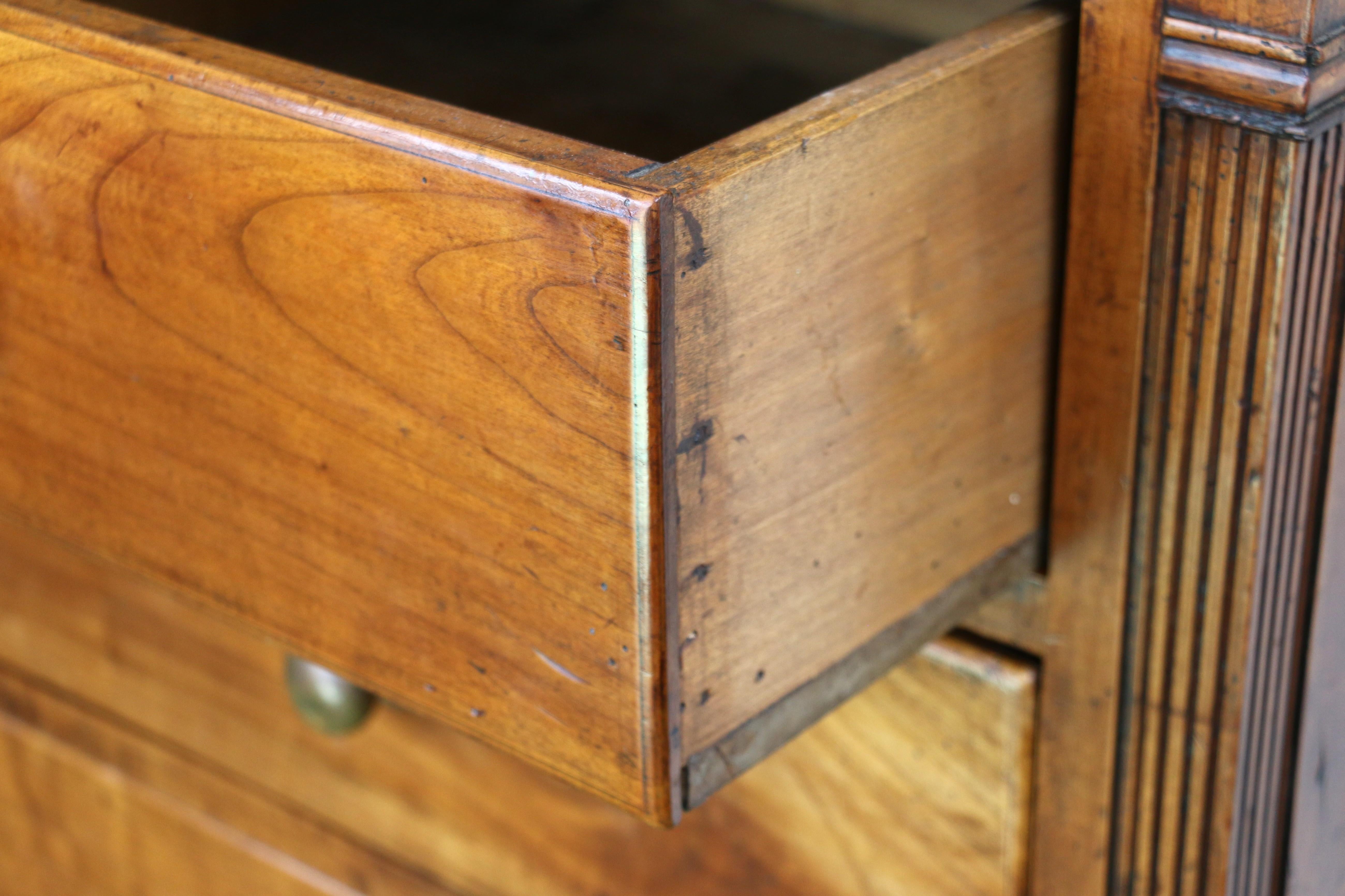 19th Century Large Antique Five Drawers Chest For Sale