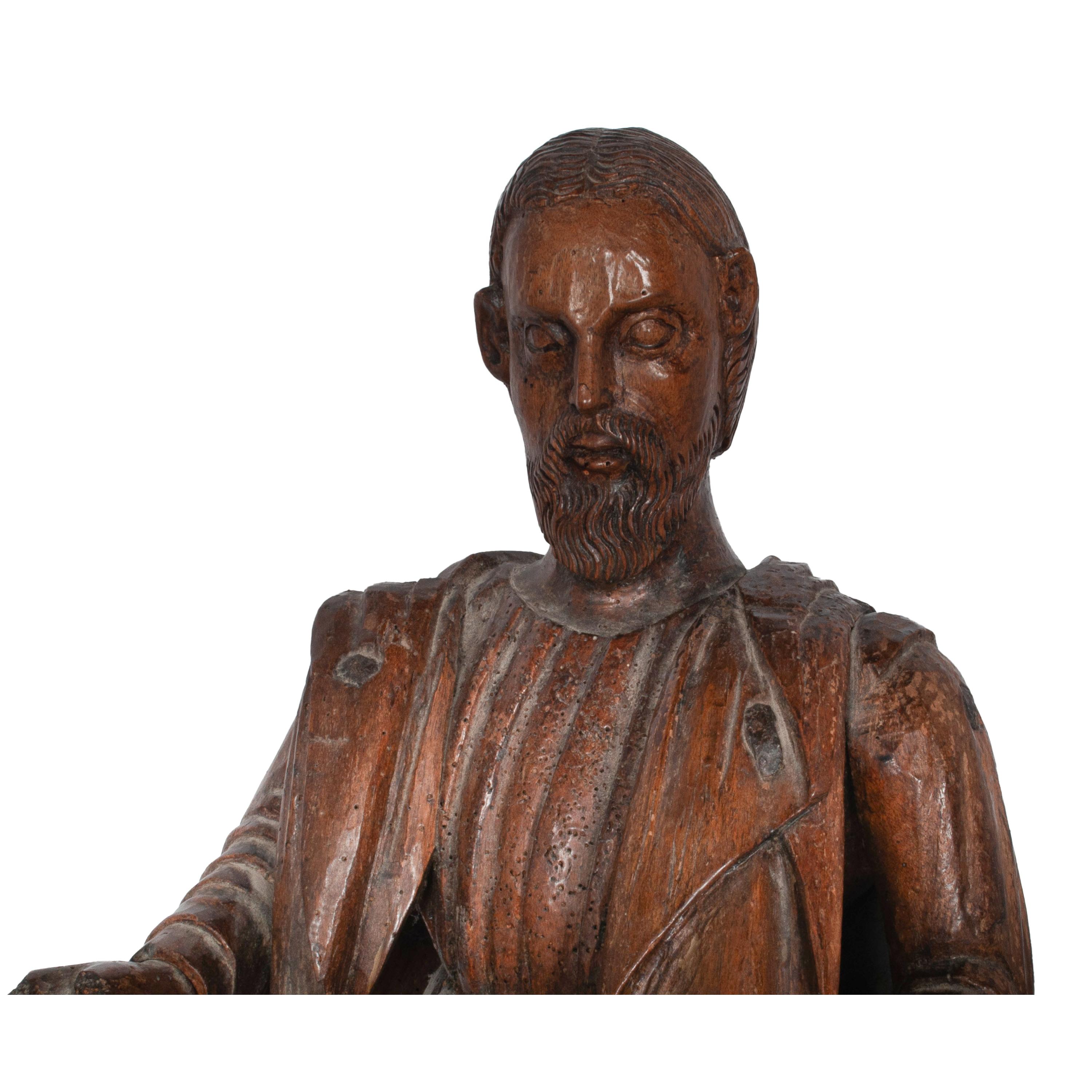 Gran estatua antigua francesa del siglo XVII tallada en nogal de San Pedro Santos en venta 3