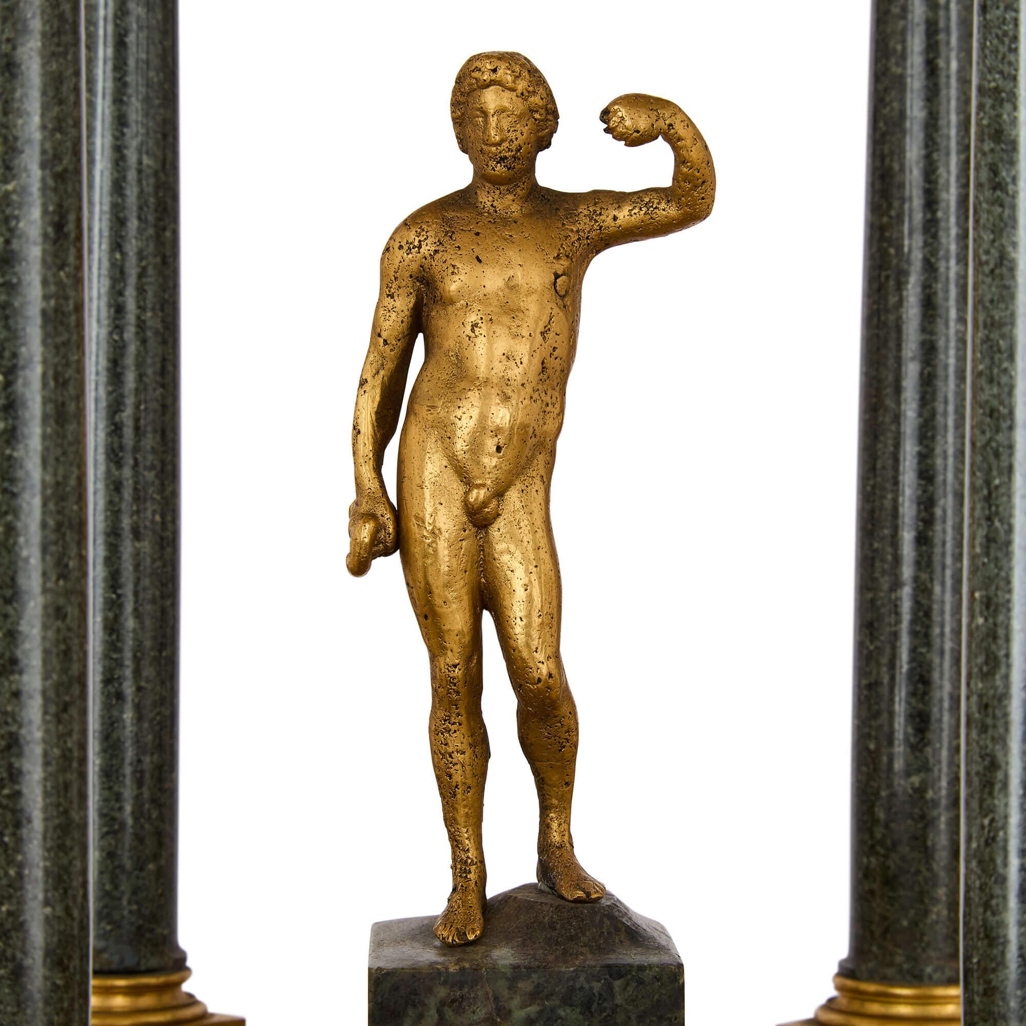 Großer antiker französischer architektonischer Garnituraufsatz Boin-Taburet im Zustand „Gut“ im Angebot in London, GB