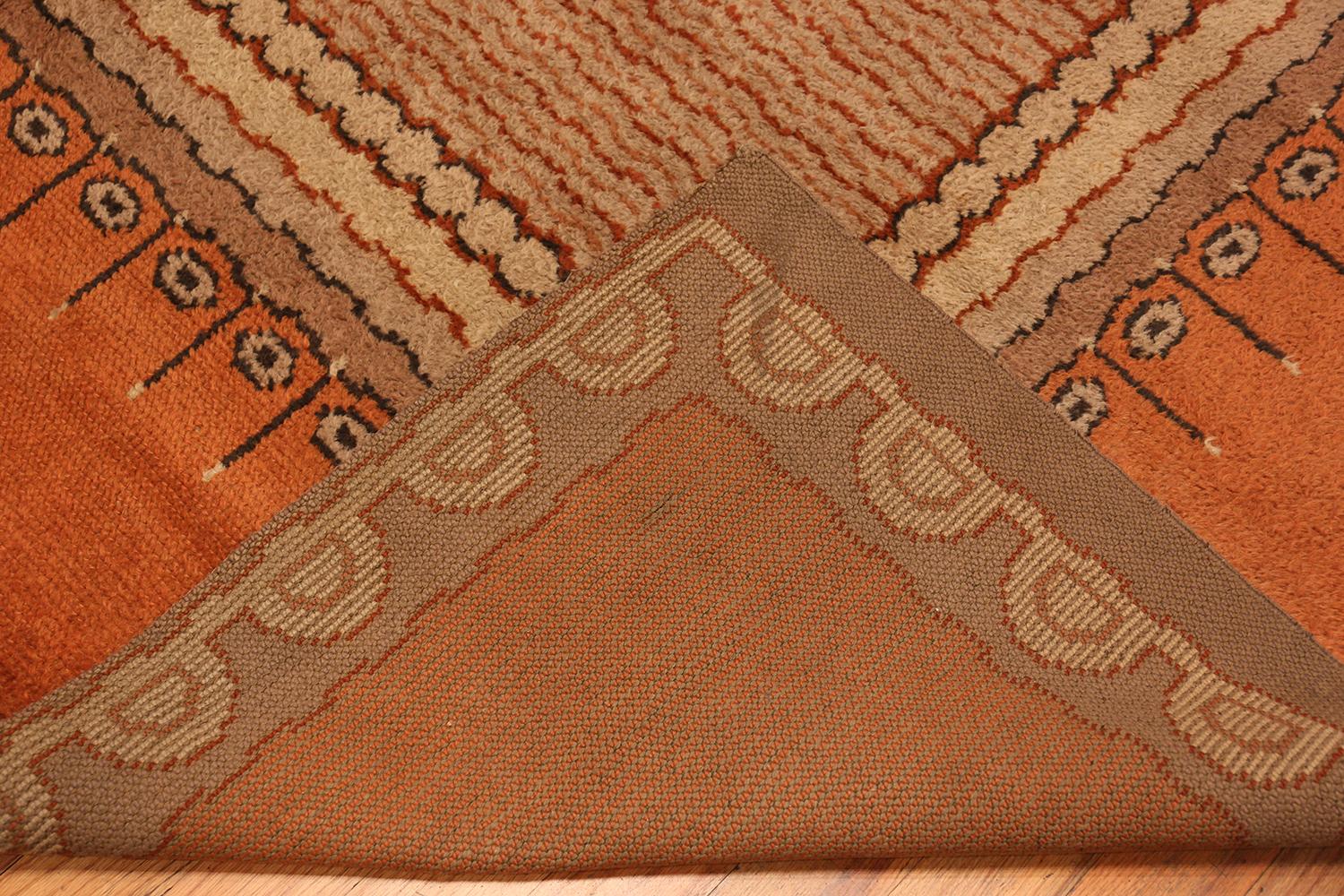 Large Antique French Art Deco Rug. Size: 12 ft 10 in x 16 ft (3.91 m x 4.88 m) 5
