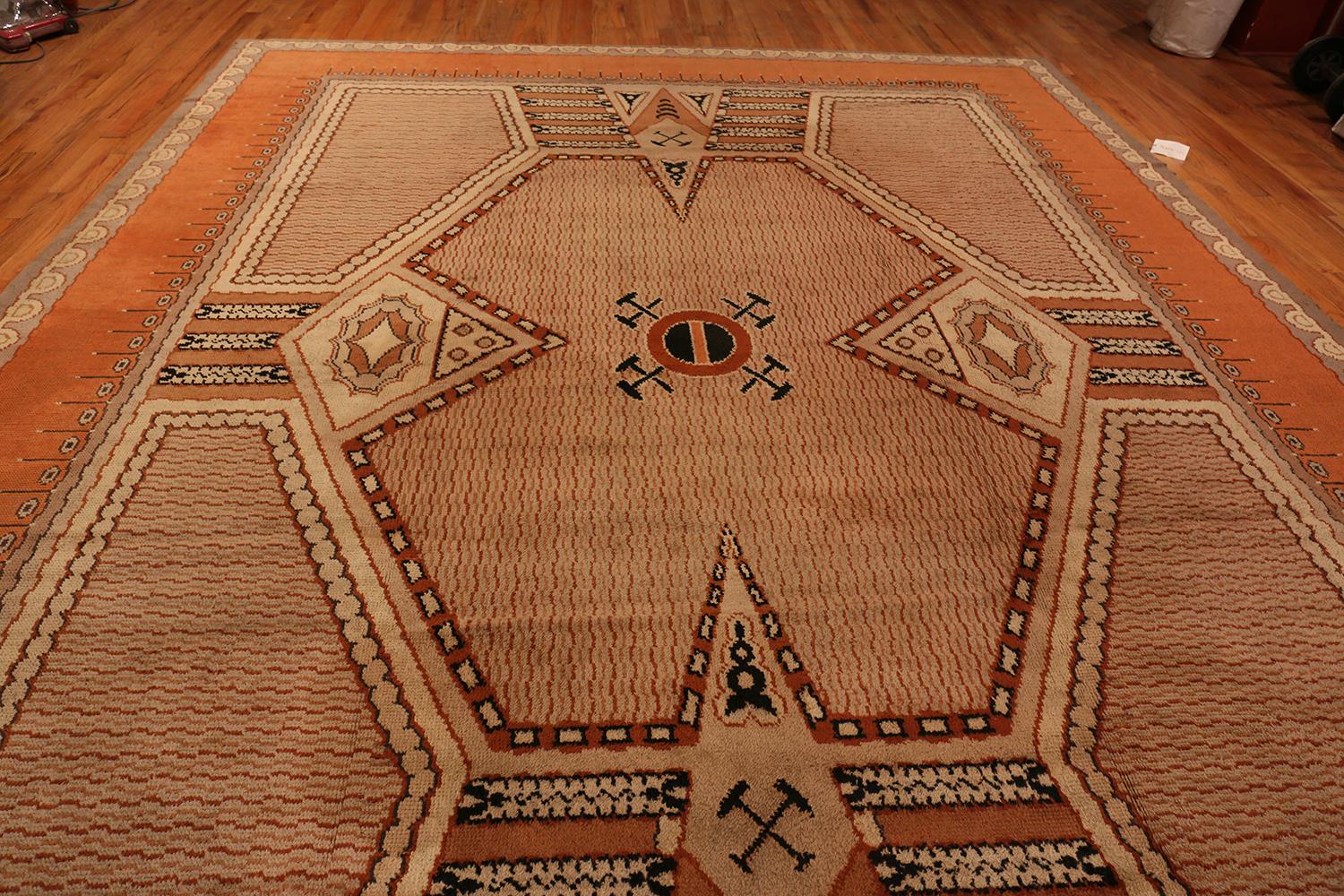 Hand-Knotted Large Antique French Art Deco Rug. Size: 12 ft 10 in x 16 ft (3.91 m x 4.88 m)