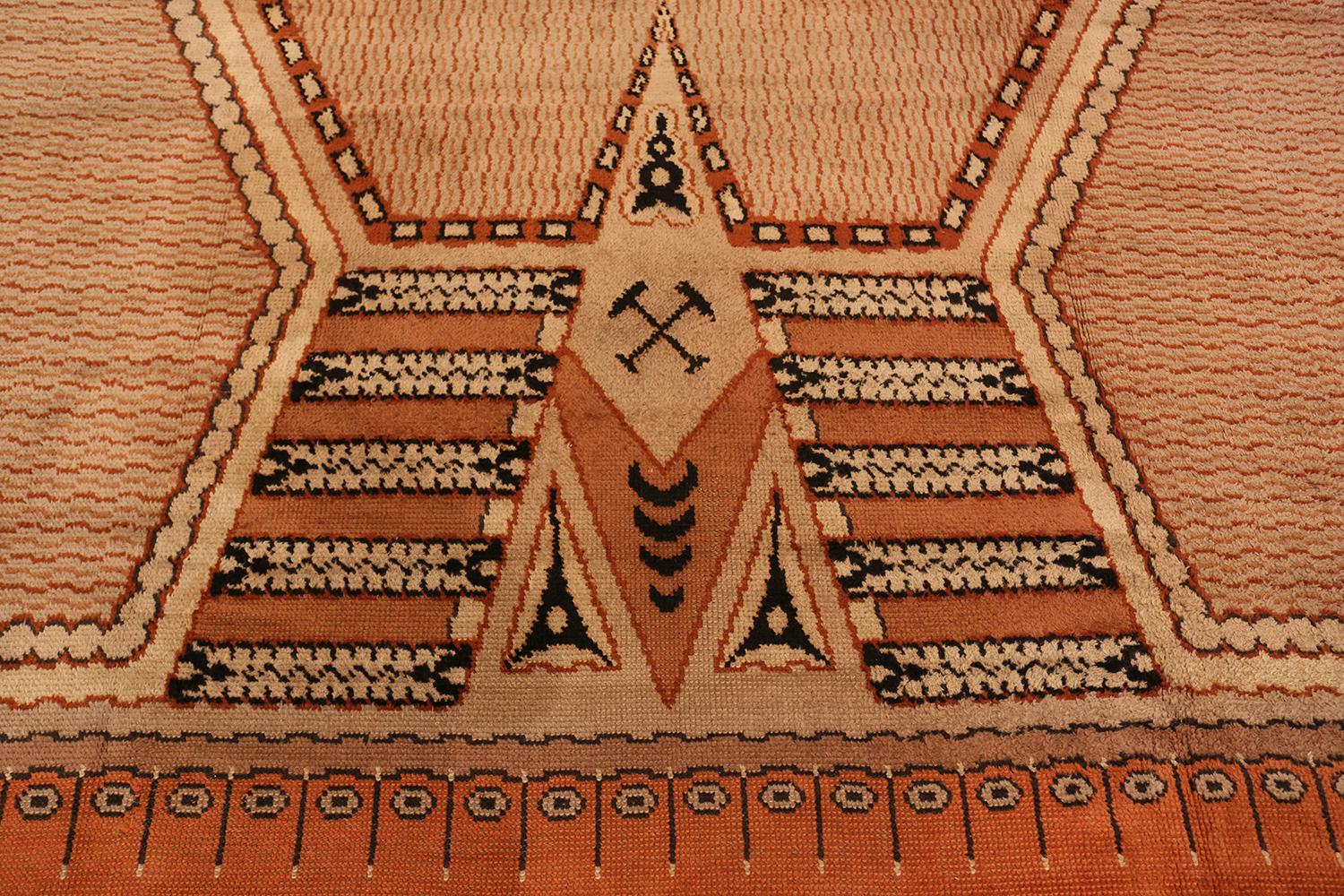 Large Antique French Art Deco Rug. Size: 12 ft 10 in x 16 ft (3.91 m x 4.88 m) 1