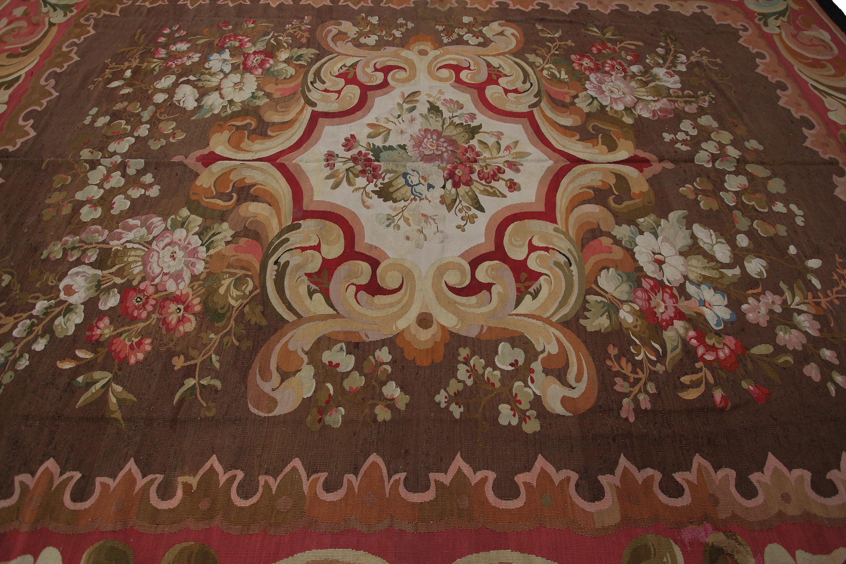 Grand tapis français ancien d'Aubusson tissé à la main, pré-1900, 10x12, brun, France en vente 1