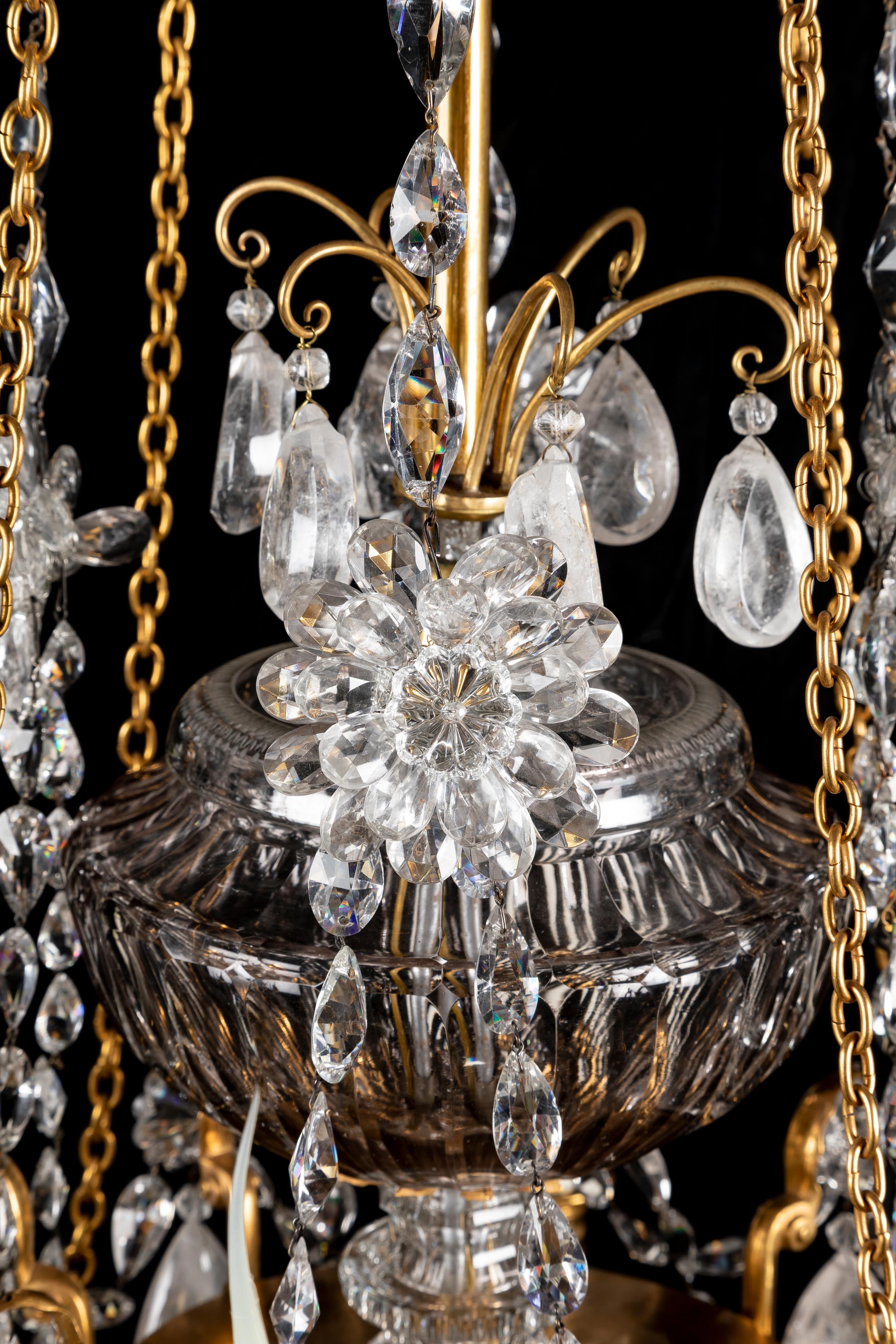 Großer Antique French Bagues Louis XVI St Ormolu und geschliffener Bergkristall-Kronleuchter im Angebot 5
