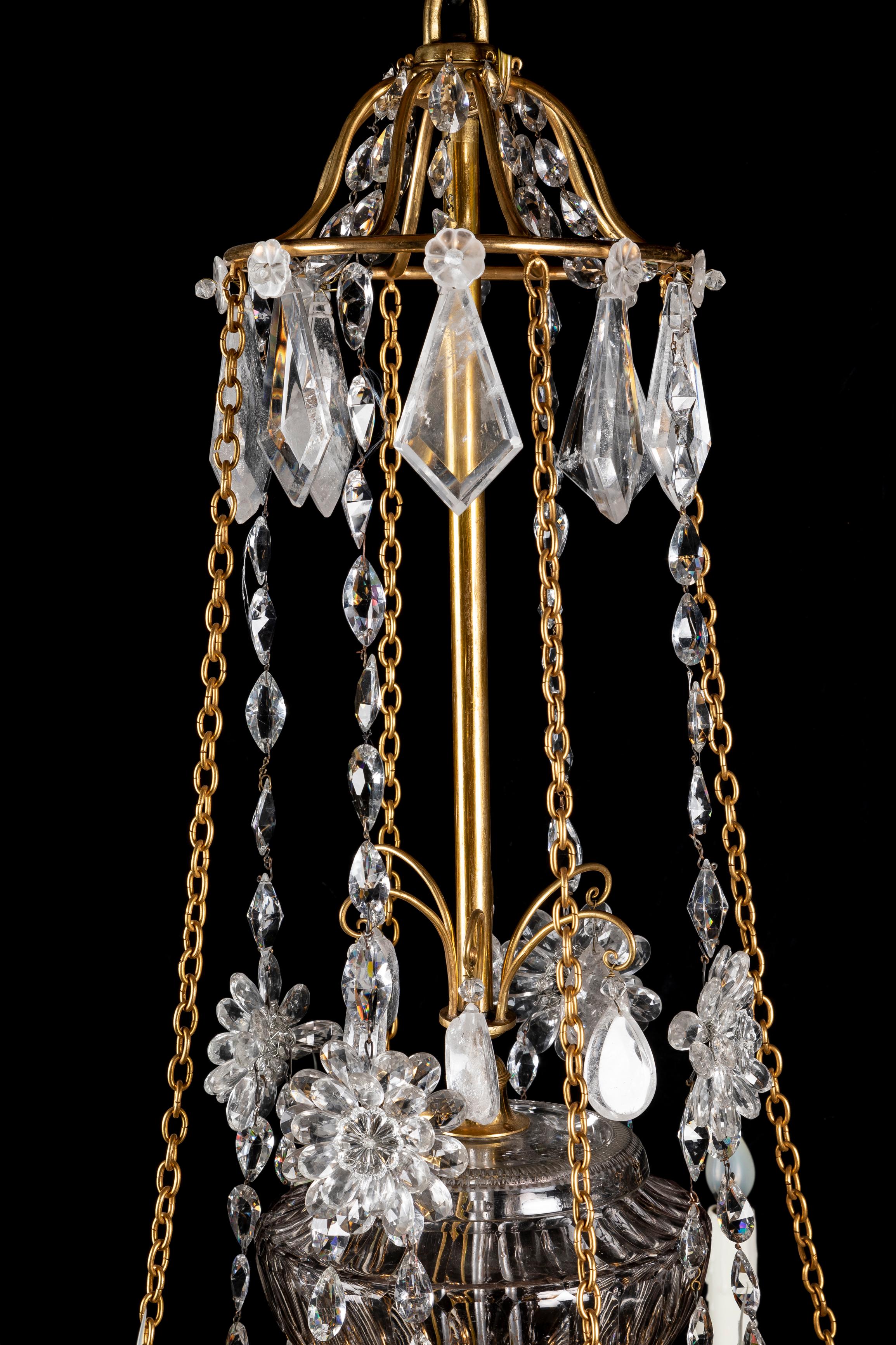 Großer Antique French Bagues Louis XVI St Ormolu und geschliffener Bergkristall-Kronleuchter (19. Jahrhundert) im Angebot