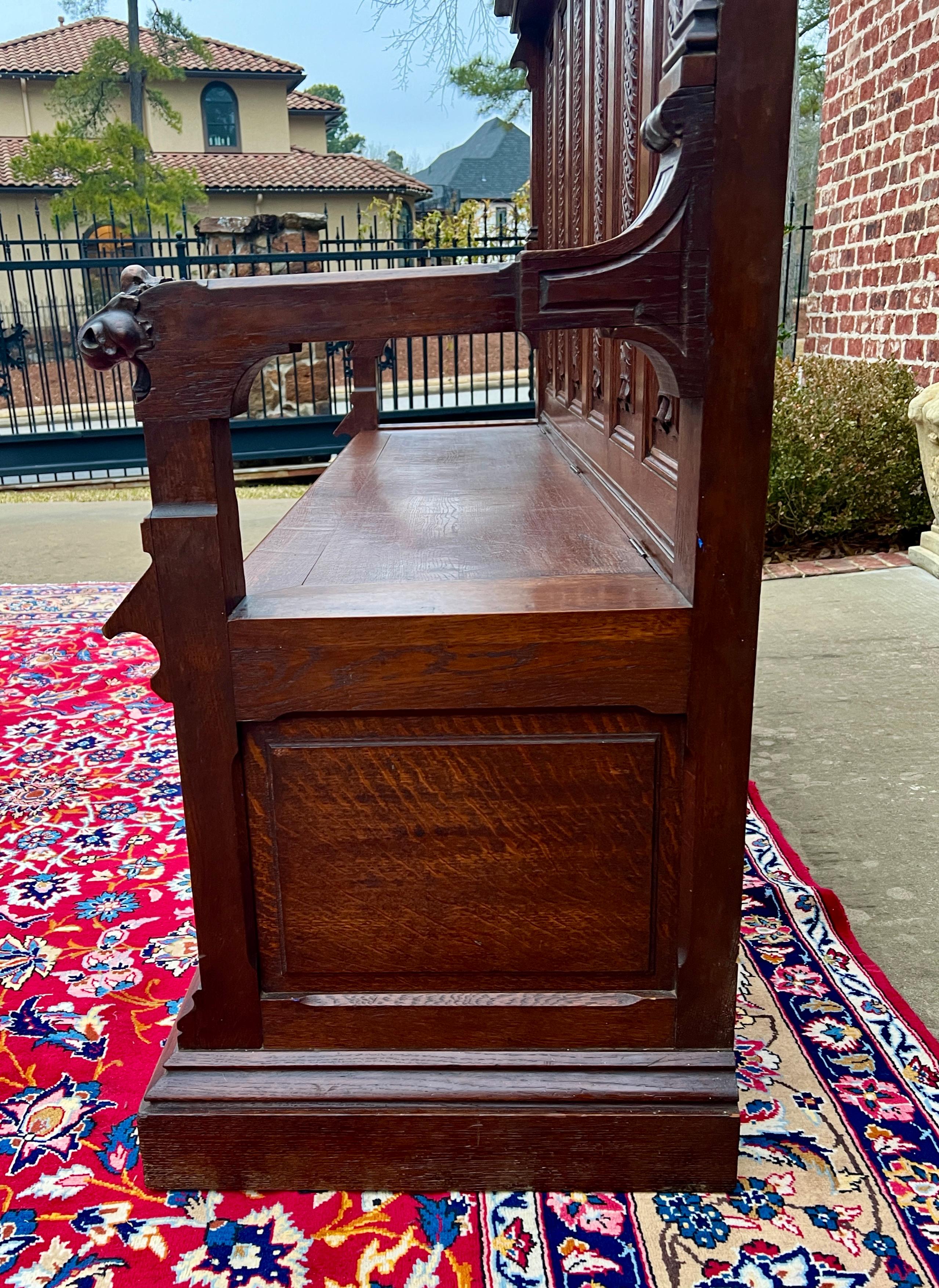 Gran banco francés antiguo Settee Asiento gótico de tracería de roble c. XIX en venta 10