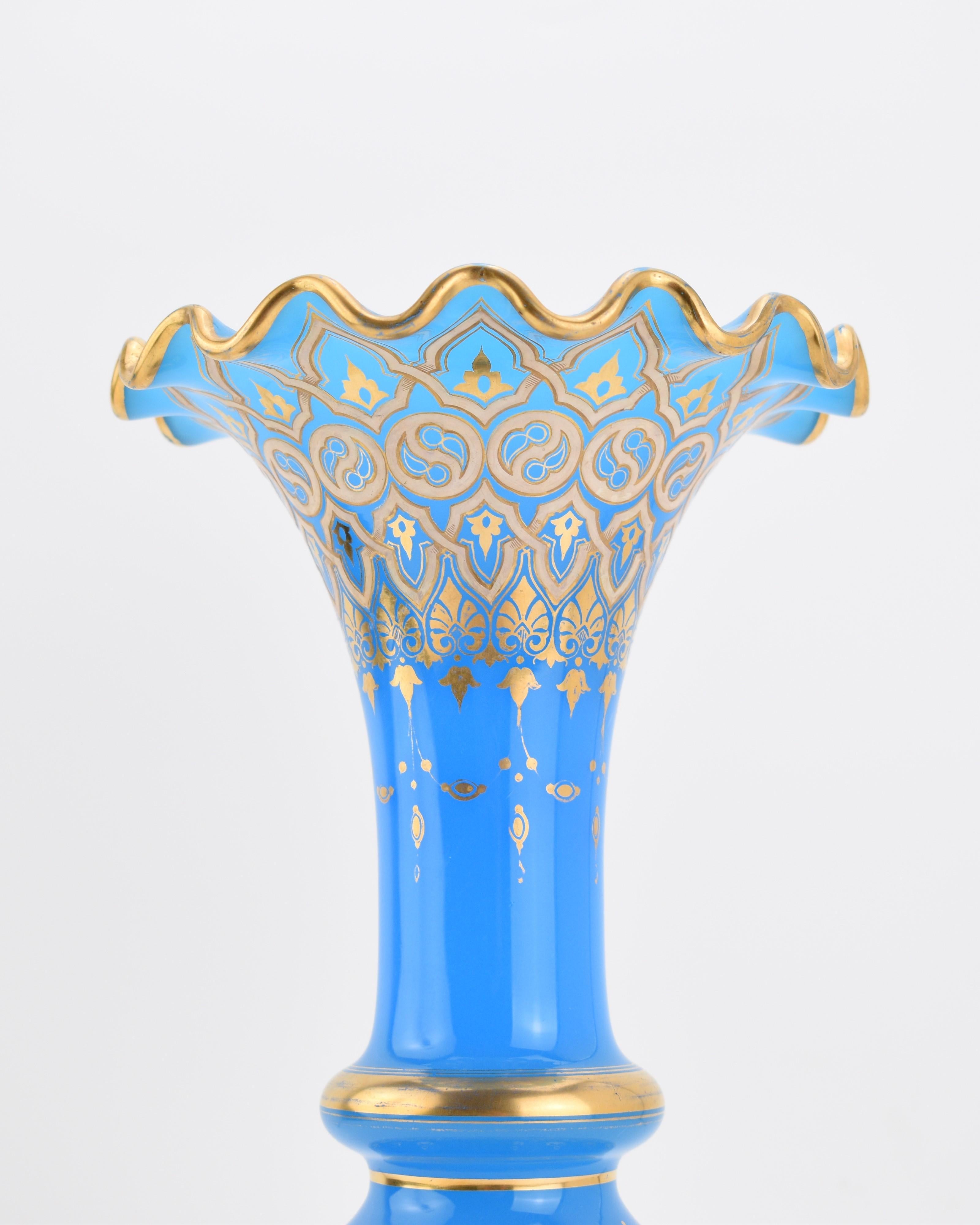 Large Antique French Blue Opaline Baccarat Glass Vase, 19th Century In Good Condition For Sale In Rostock, MV
