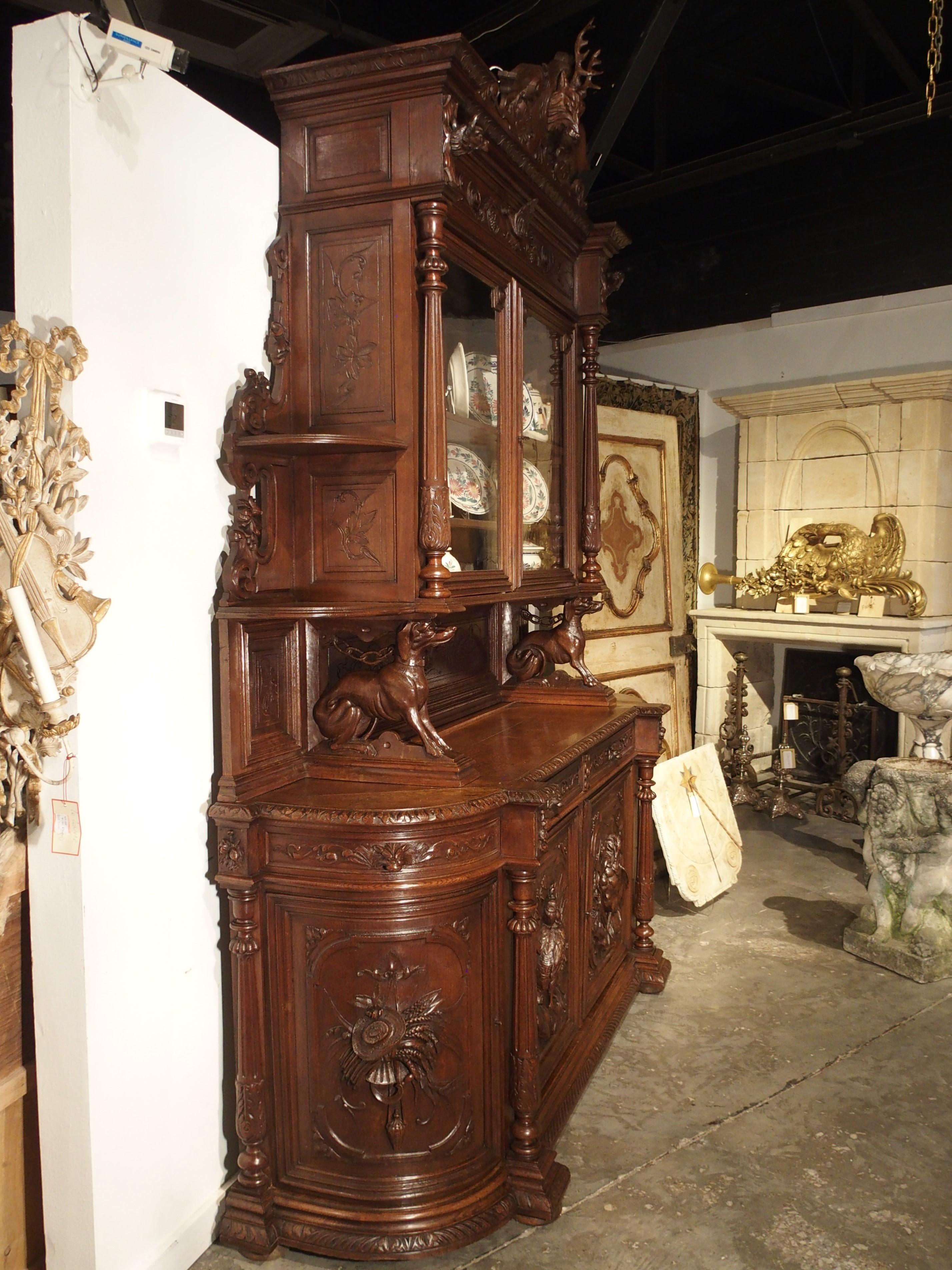 Large Antique French Carved Oak Buffet de Chasse, circa 1880 4
