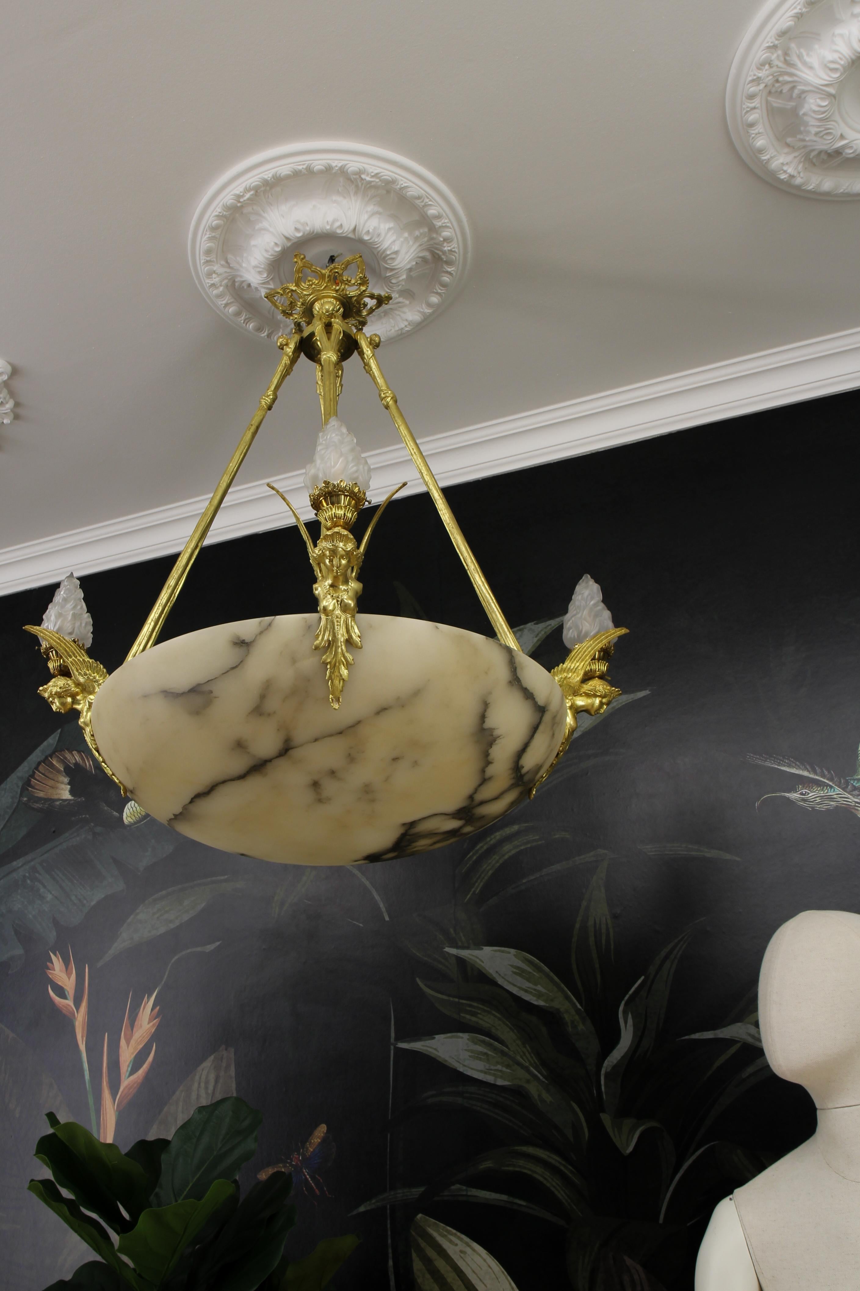 Grand lustre ancien de style Empire français à douze lumières en albâtre et bronze en vente 8