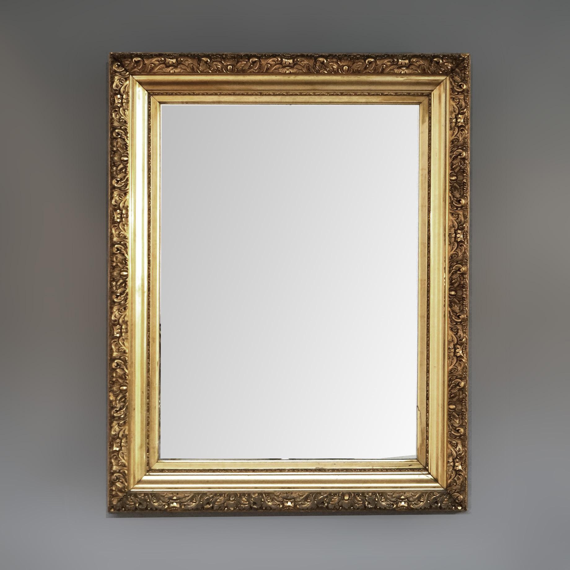 Grand miroir mural ancien de première finition française en forme de feuillage avec cadre en bois doré C1900 Bon état - En vente à Big Flats, NY