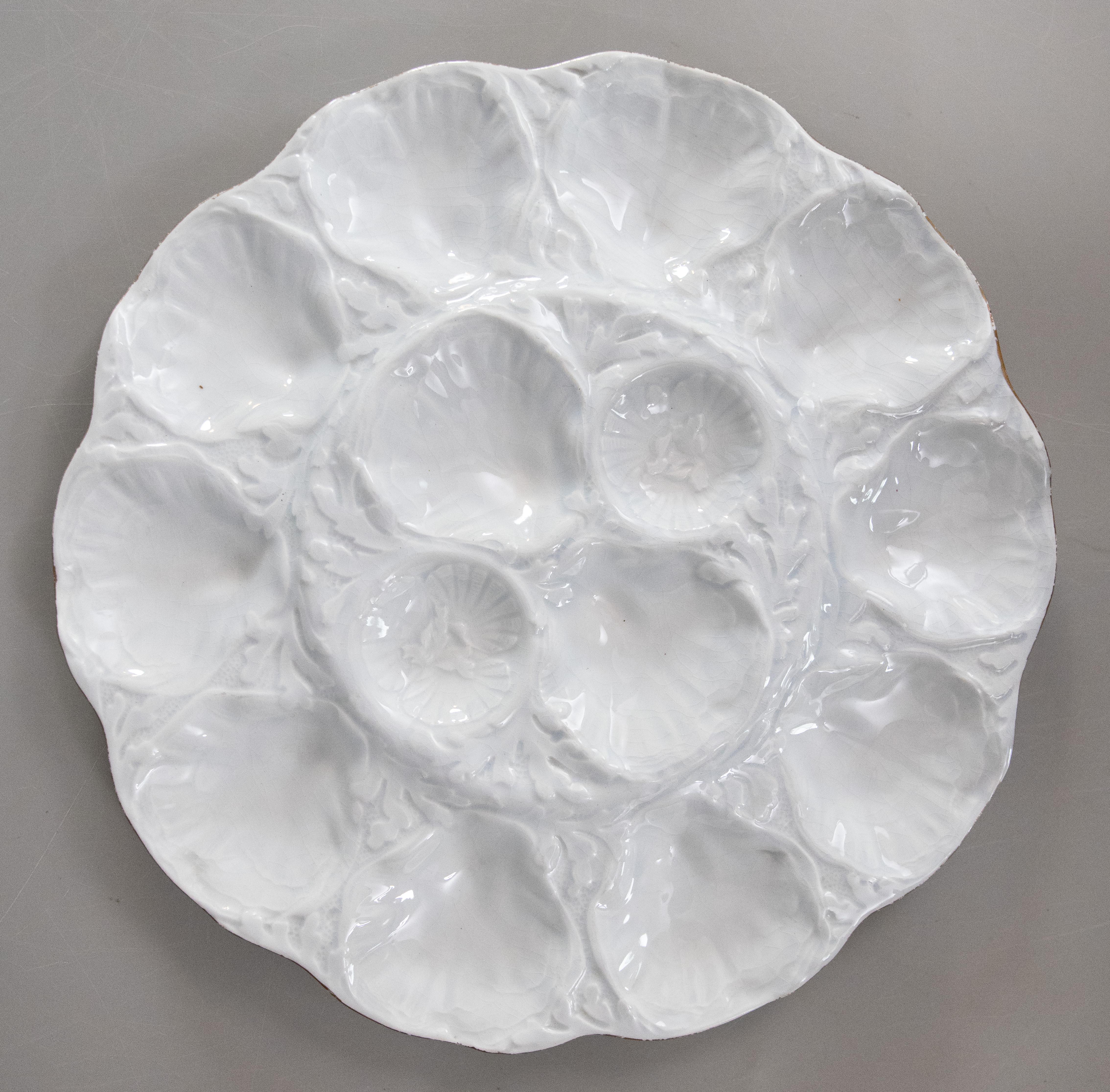 Bandeja grande antigua francesa de mayólica azul pálido blanca de Gien, circa 1890 siglo XIX en venta