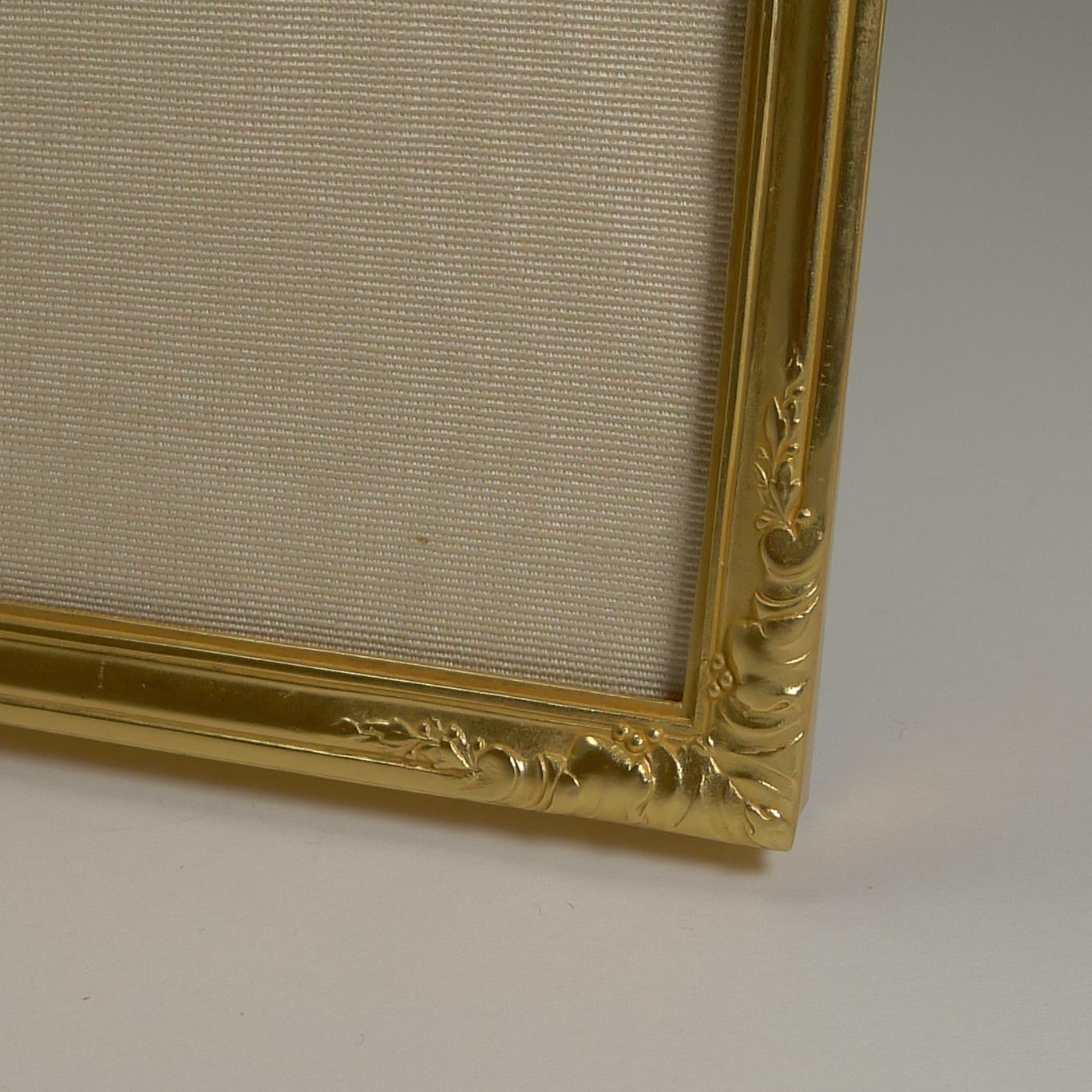 Early 20th Century Large Antique French Gilded Bronze Photograph Frame, circa 1900
