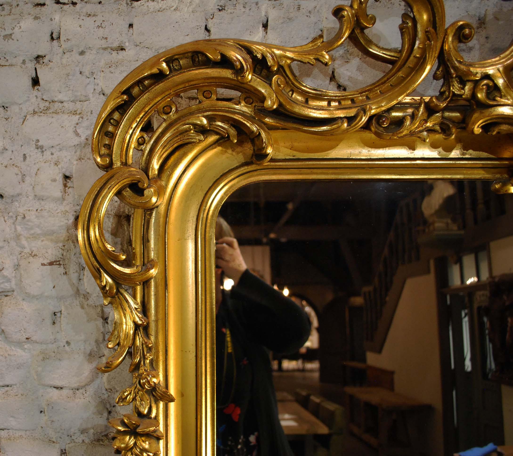 Large Antique French Gilt Louis Philippe Mirror with Putti In Good Condition In Casteren, NL