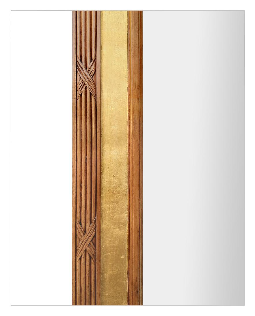 Großer antiker französischer Spiegel aus vergoldetem Holz, Empire-Stil-Inspiration, um 1950 im Zustand „Gut“ im Angebot in Paris, FR