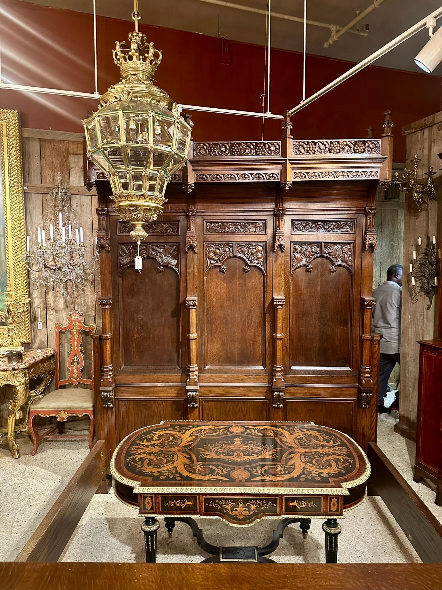 Grande lanterne de château ancienne en bronze doré, Circa 1880. en vente 2