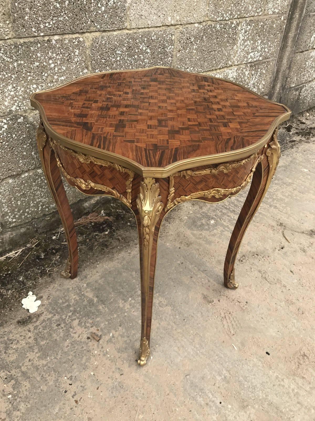 Large Antique French Inlaid and Bronze Plant Stand, Table In Good Condition For Sale In Lingfield, West Sussex