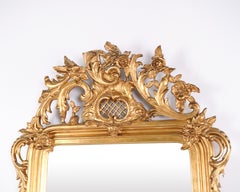 Grande specchio antico francese in stile Luigi XV rococò con cornice dorata, del XIX secolo