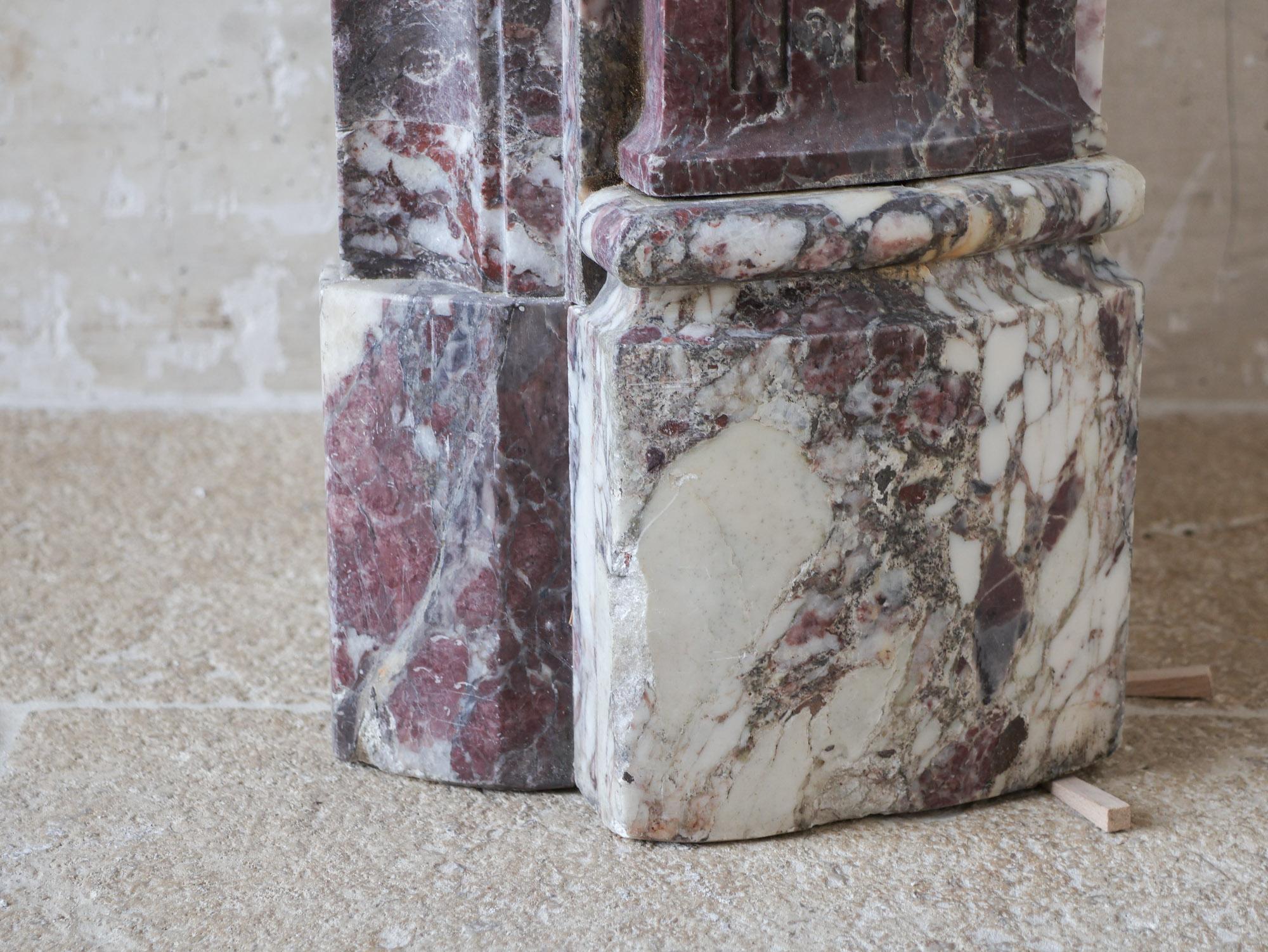 Large Antique French Louis XVI fireplace in Exceptional Fleur de Pêche marble For Sale 5