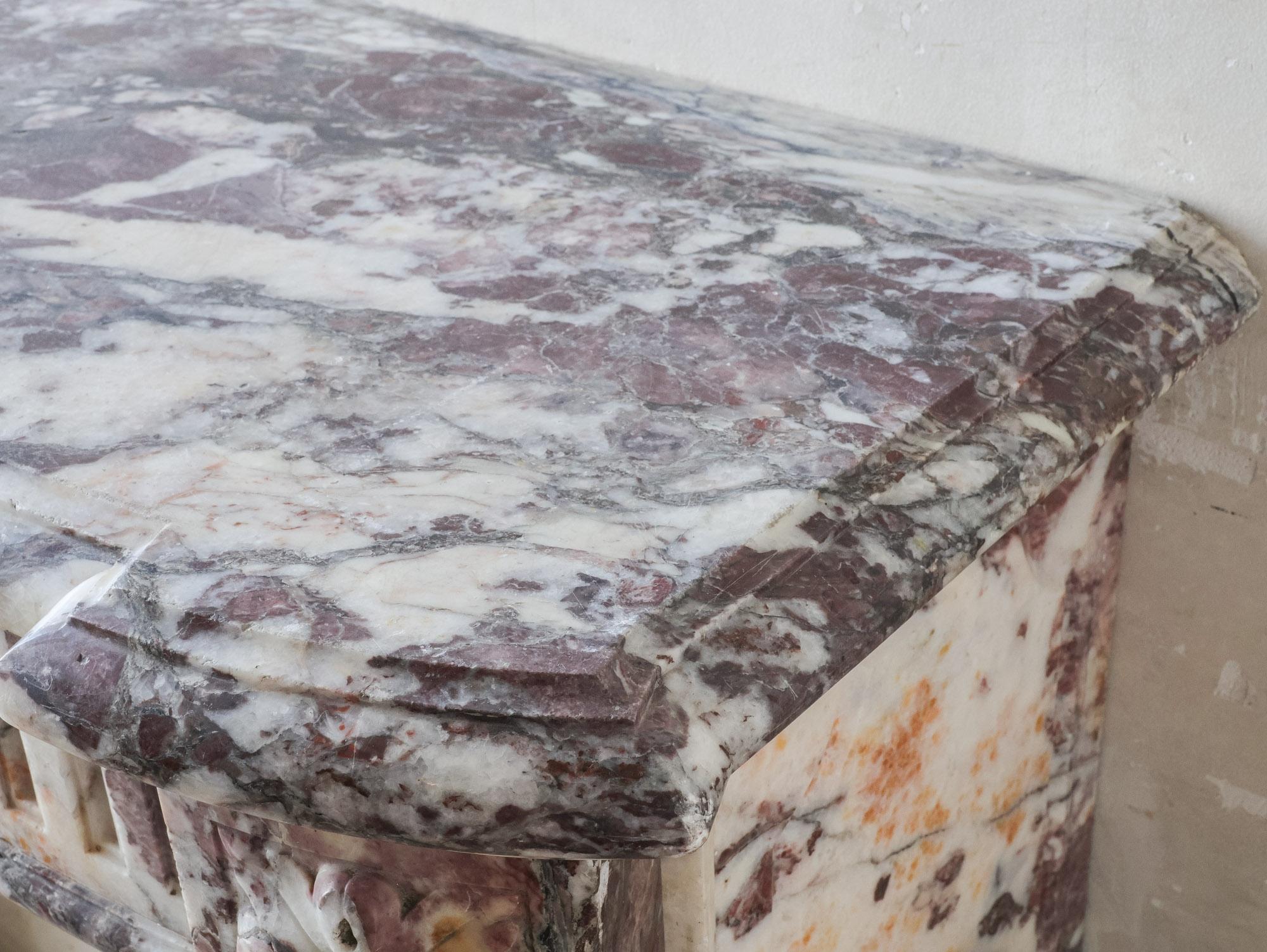 Large Antique French Louis XVI fireplace in Exceptional Fleur de Pêche marble For Sale 4