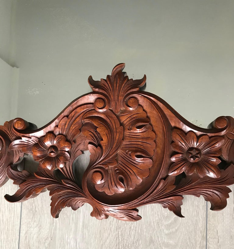 Large French Mirror in Hand Carved Solid Nutwood Frame with Flowery Decor For Sale 9