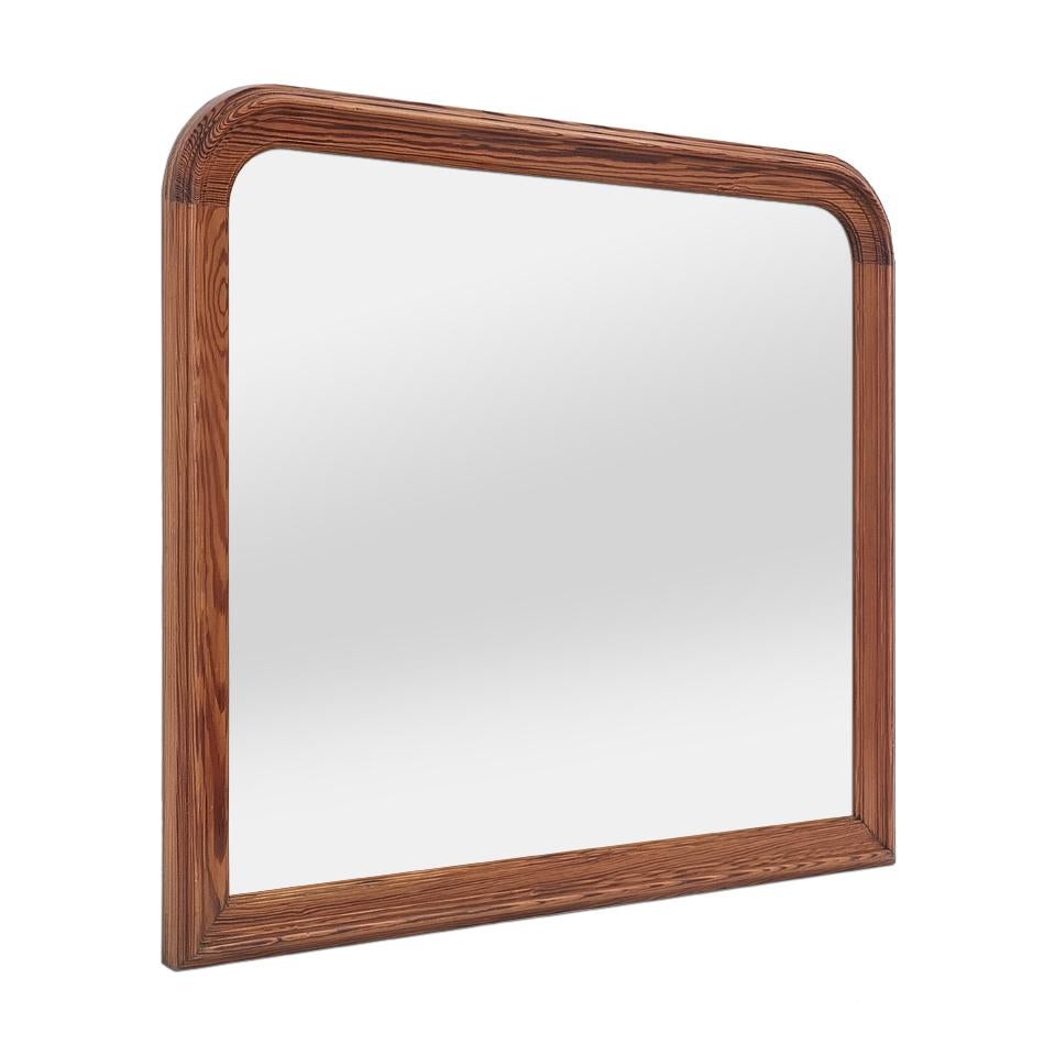 Gran espejo francés antiguo de madera de pinotea de finales del siglo XIX (hacia 1890). Marco antiguo de madera maciza natural de estilo Louis Philippe. Anchura del marco: 5,5 cm / 2,16 pulg. Espejo moderno de cristal. Panel trasero de madera