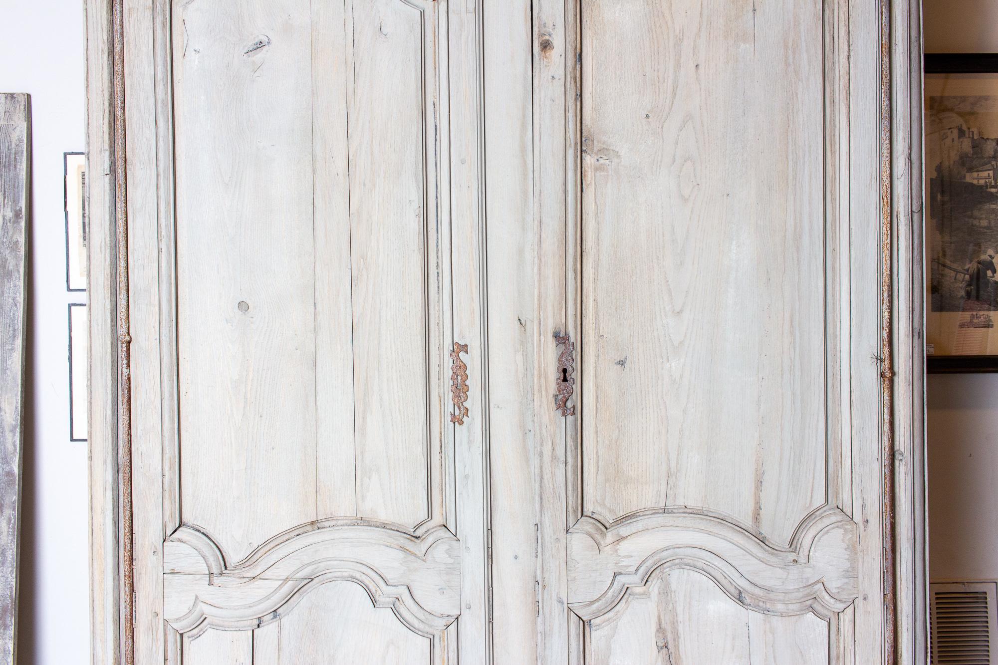 Large Antique French Oak Armoire in Greige Wash In Distressed Condition In Houston, TX