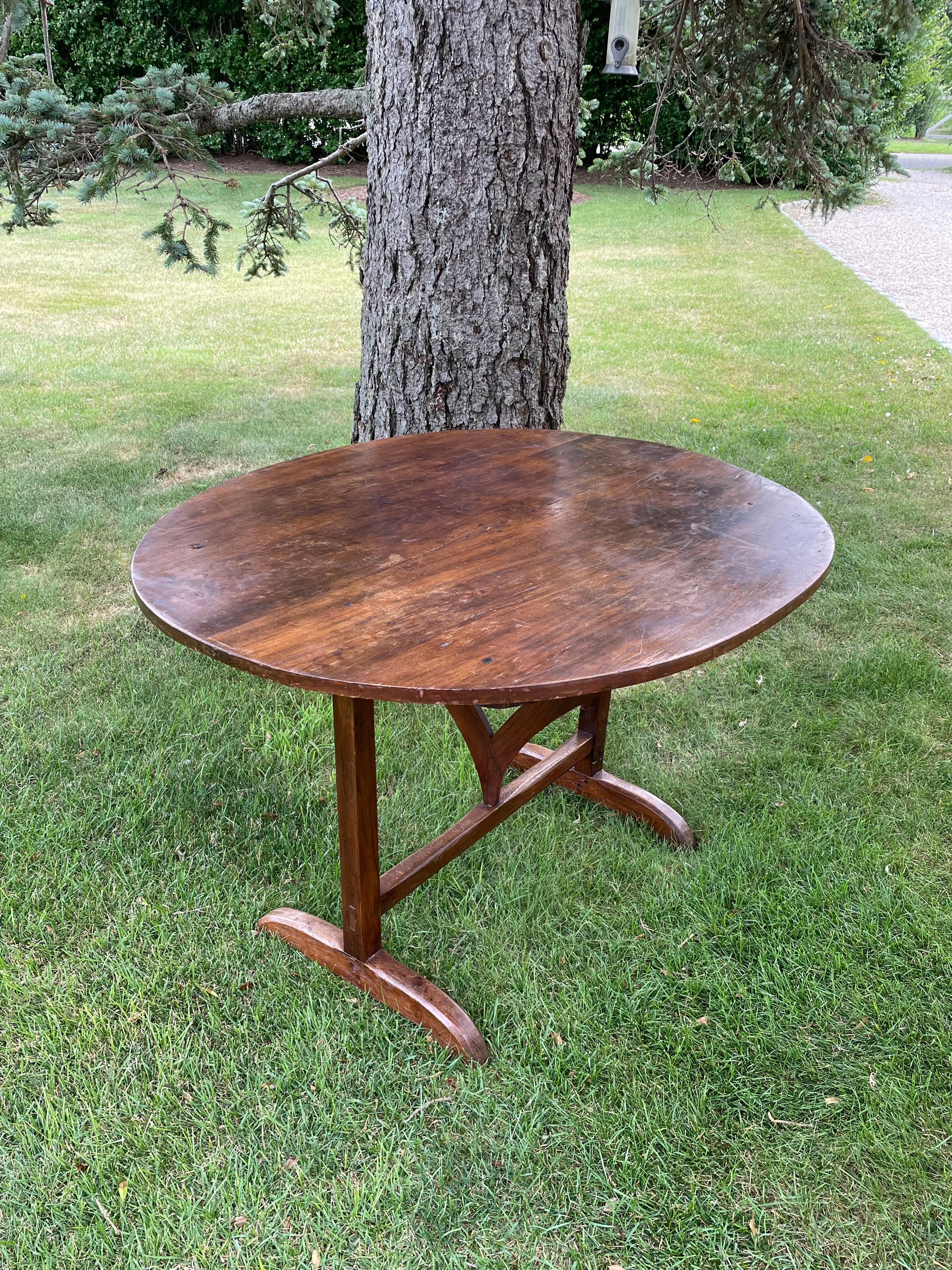 Grande table Vendange française ancienne ovale à plateau basculant en vente 6