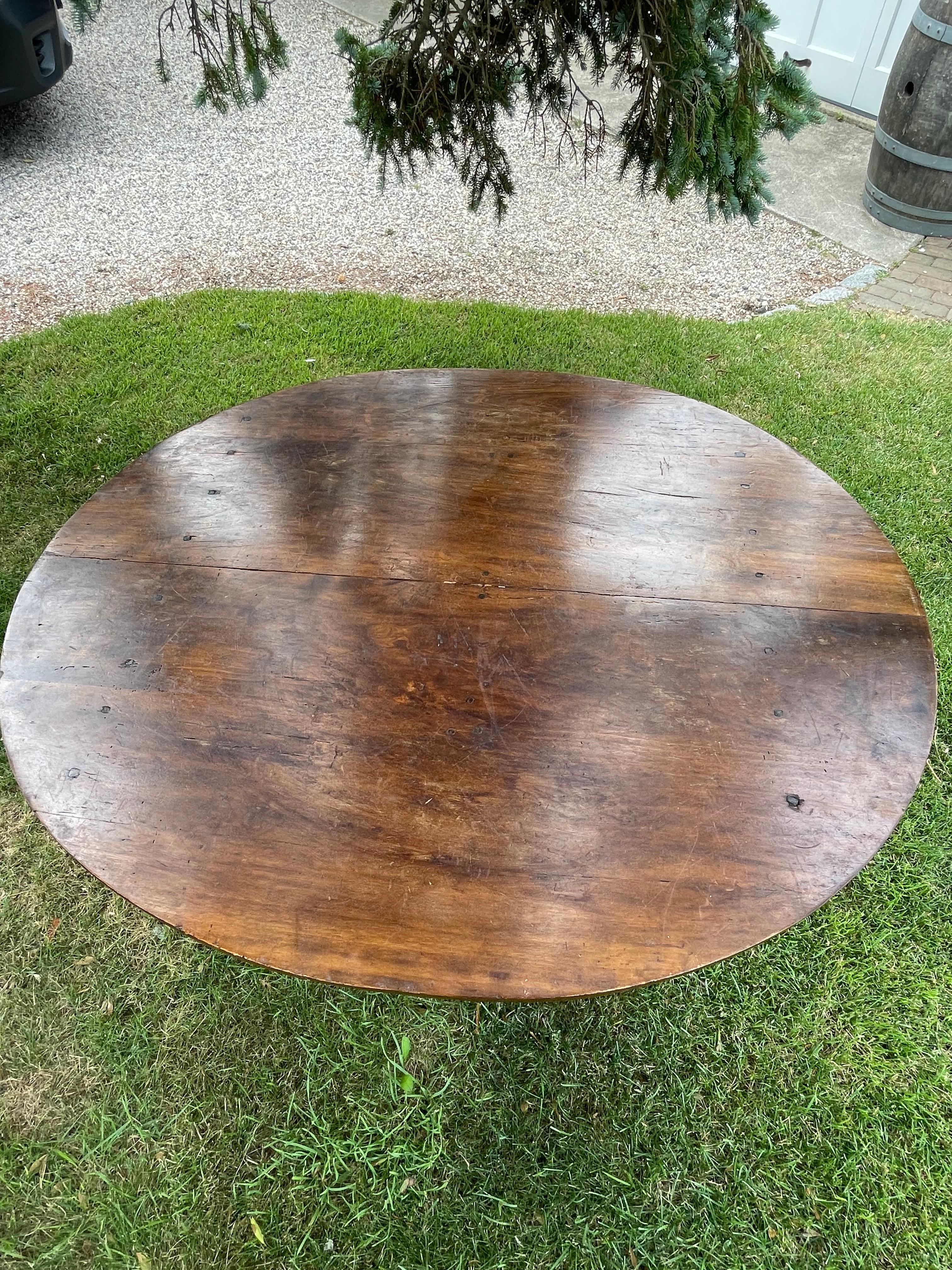 Grande table Vendange française ancienne ovale à plateau basculant en vente 9