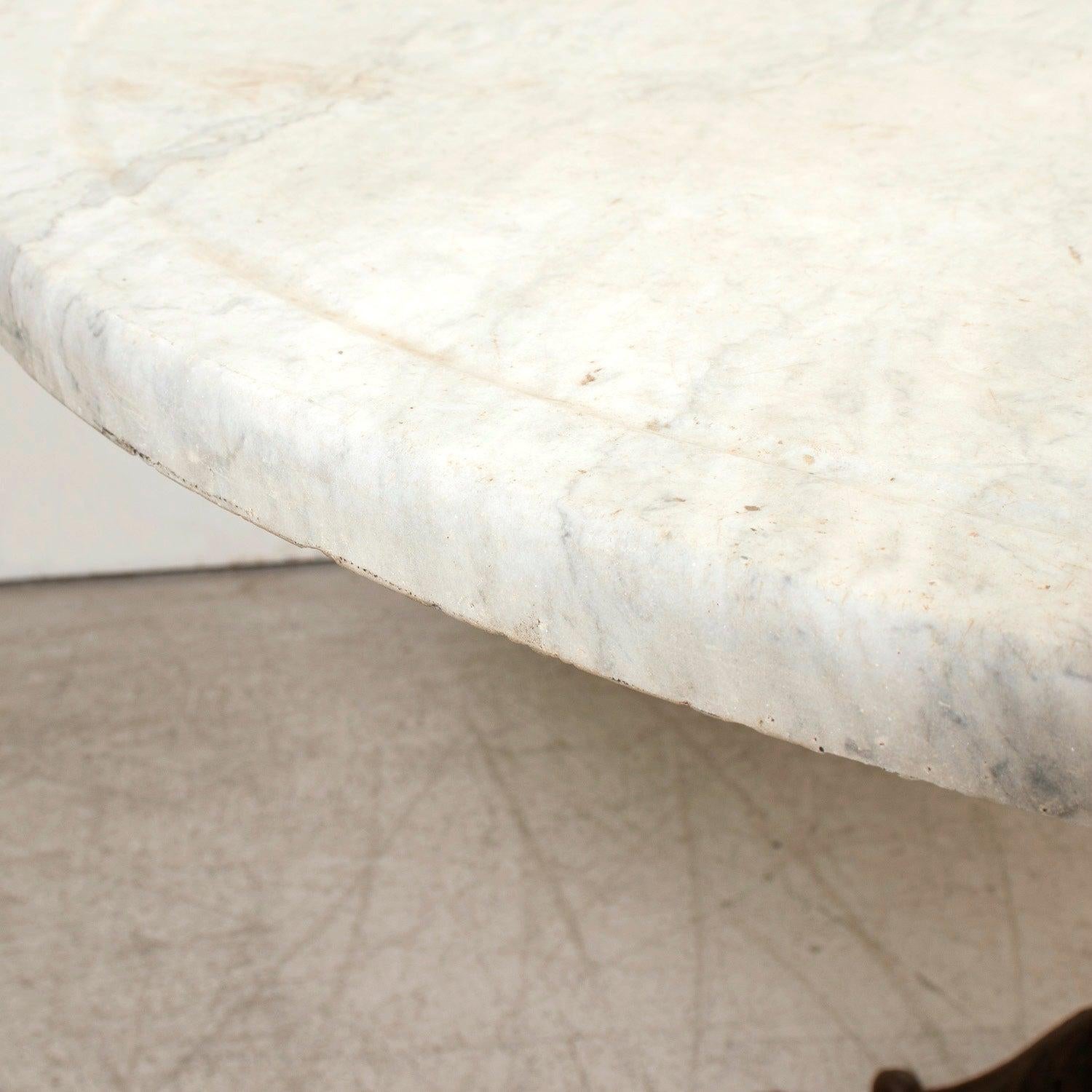 Gran Mesa Bistro Parisina Antique French con Base de Hierro y Tapa de Mármol en venta 6