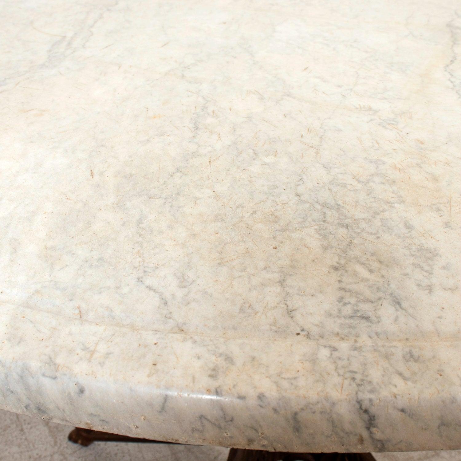 Gran Mesa Bistro Parisina Antique French con Base de Hierro y Tapa de Mármol en venta 3