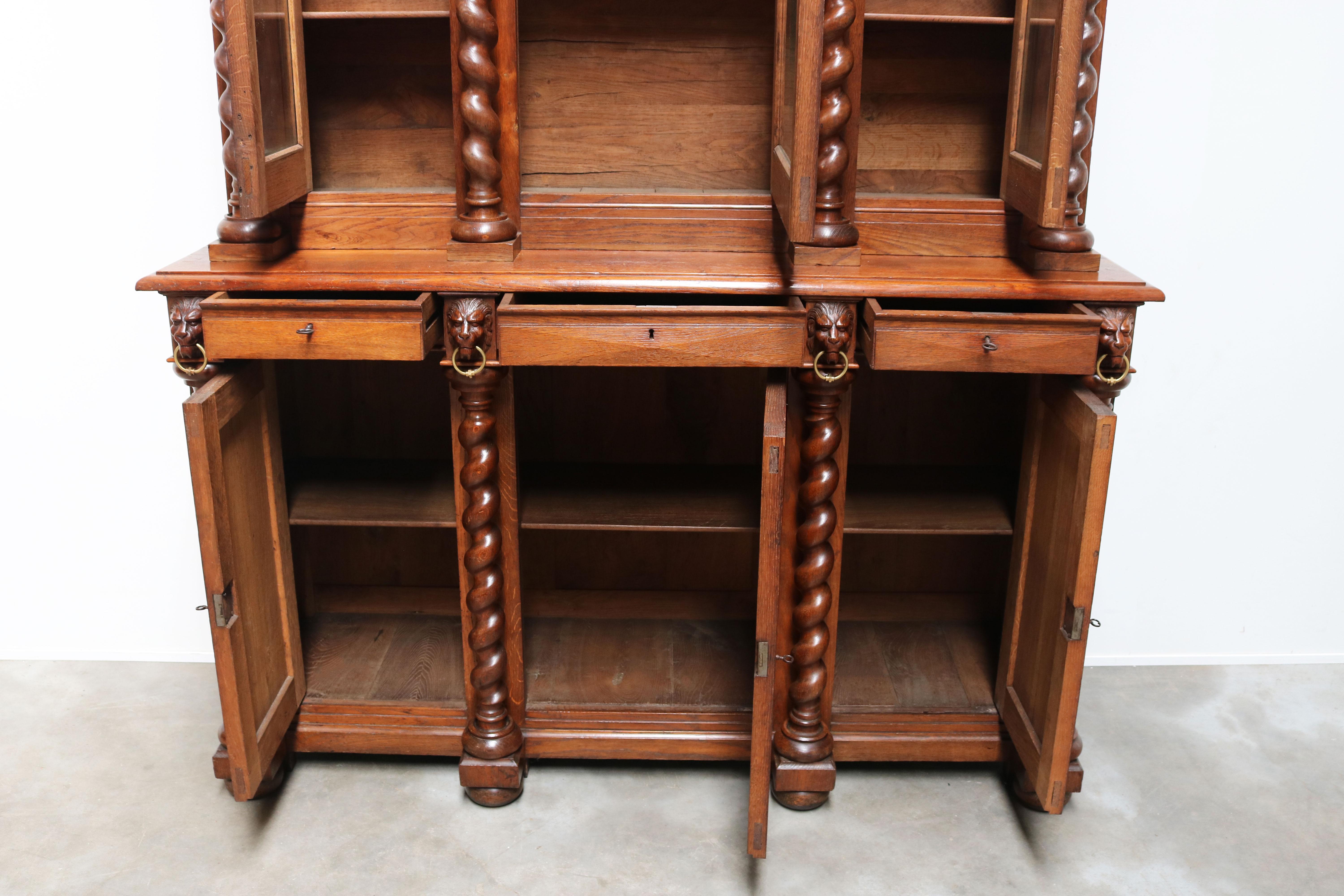 Large Antique French Renaissance Bookcase Cabinet 19th Century Barley Twist Oak For Sale 6