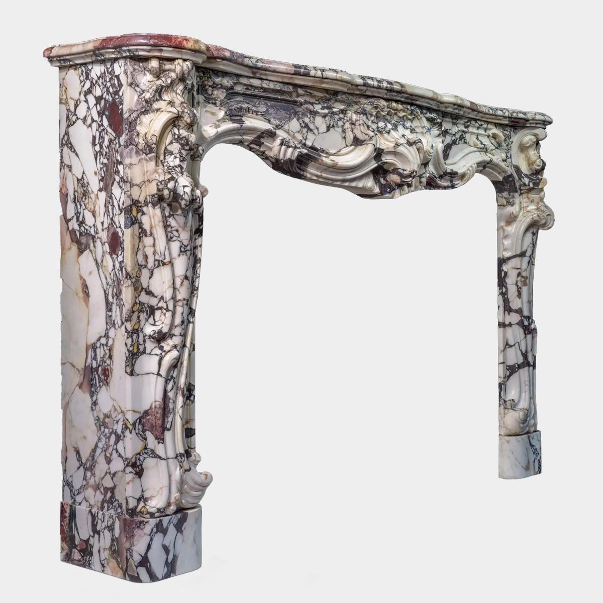Gran repisa de chimenea de mármol French Rococo Breche Violette antigua Tallado en venta