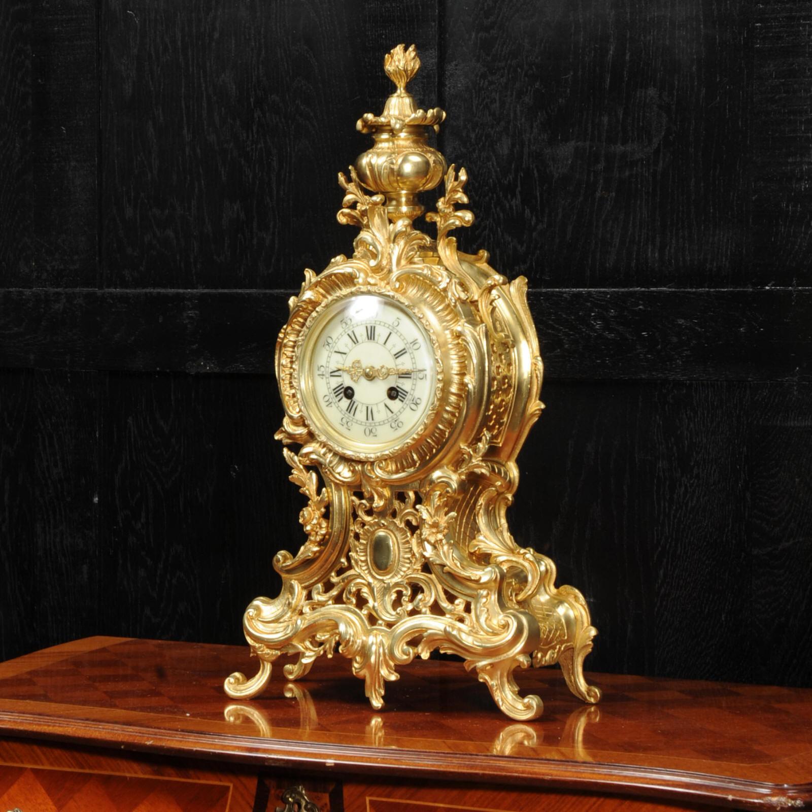 Rococo Grande horloge rococo française d'antiquités par A D Mougin