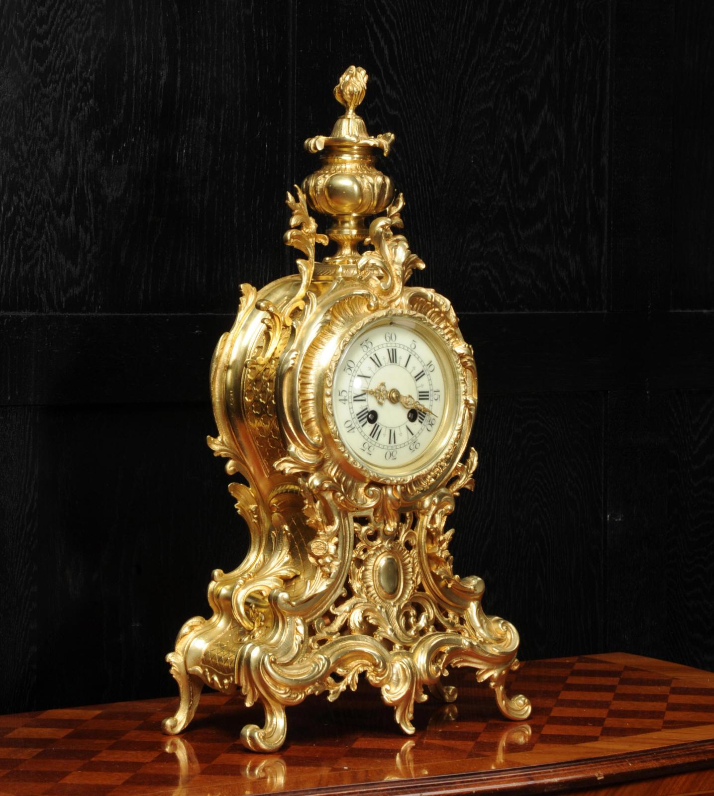 Große antike französische Rokoko-Uhr von A D Mougin (Vergoldet)