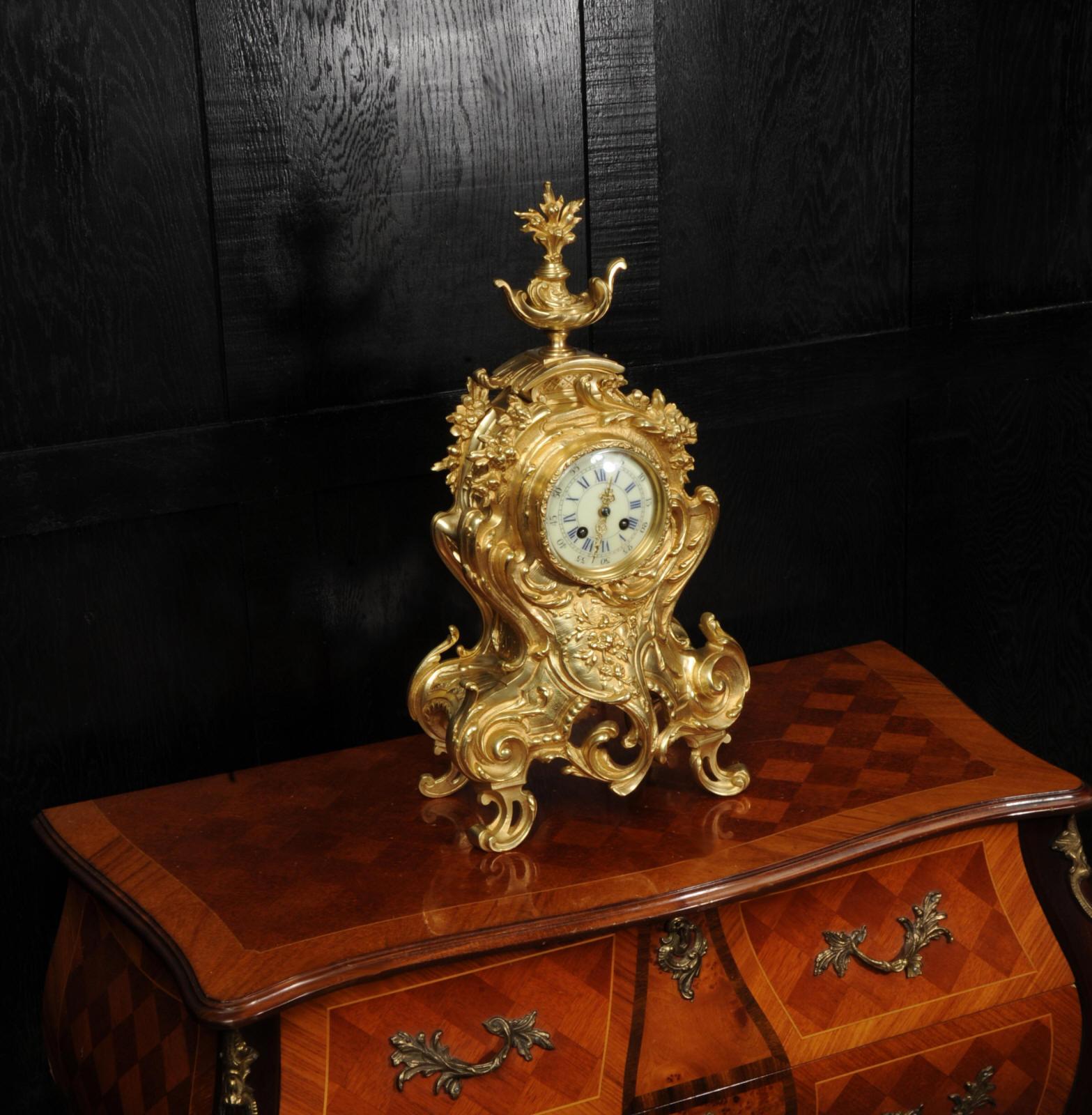 Large Antique French Rococo Clock In Good Condition For Sale In Belper, Derbyshire