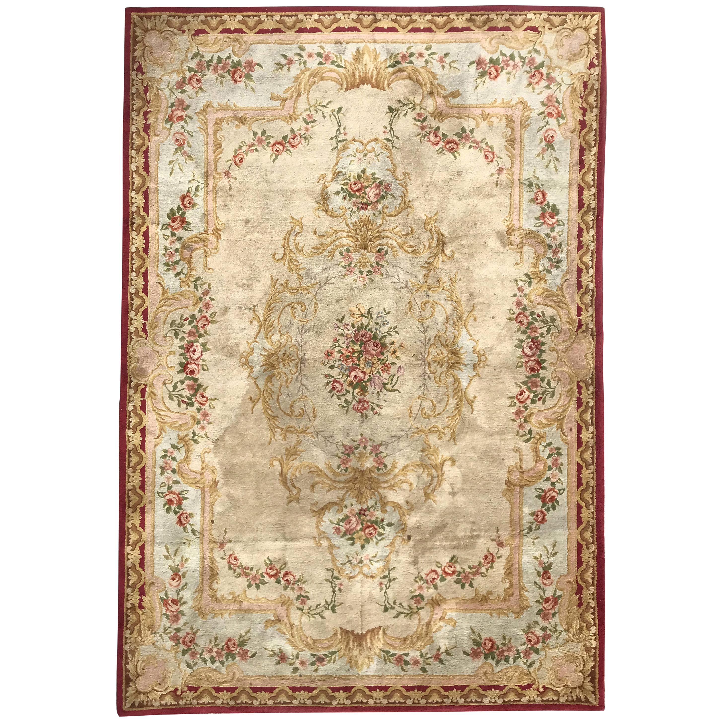 Antique French Rug. Size 12 ft 5 in x 15 ft 6 in (3.78 m x 4.72 m) For