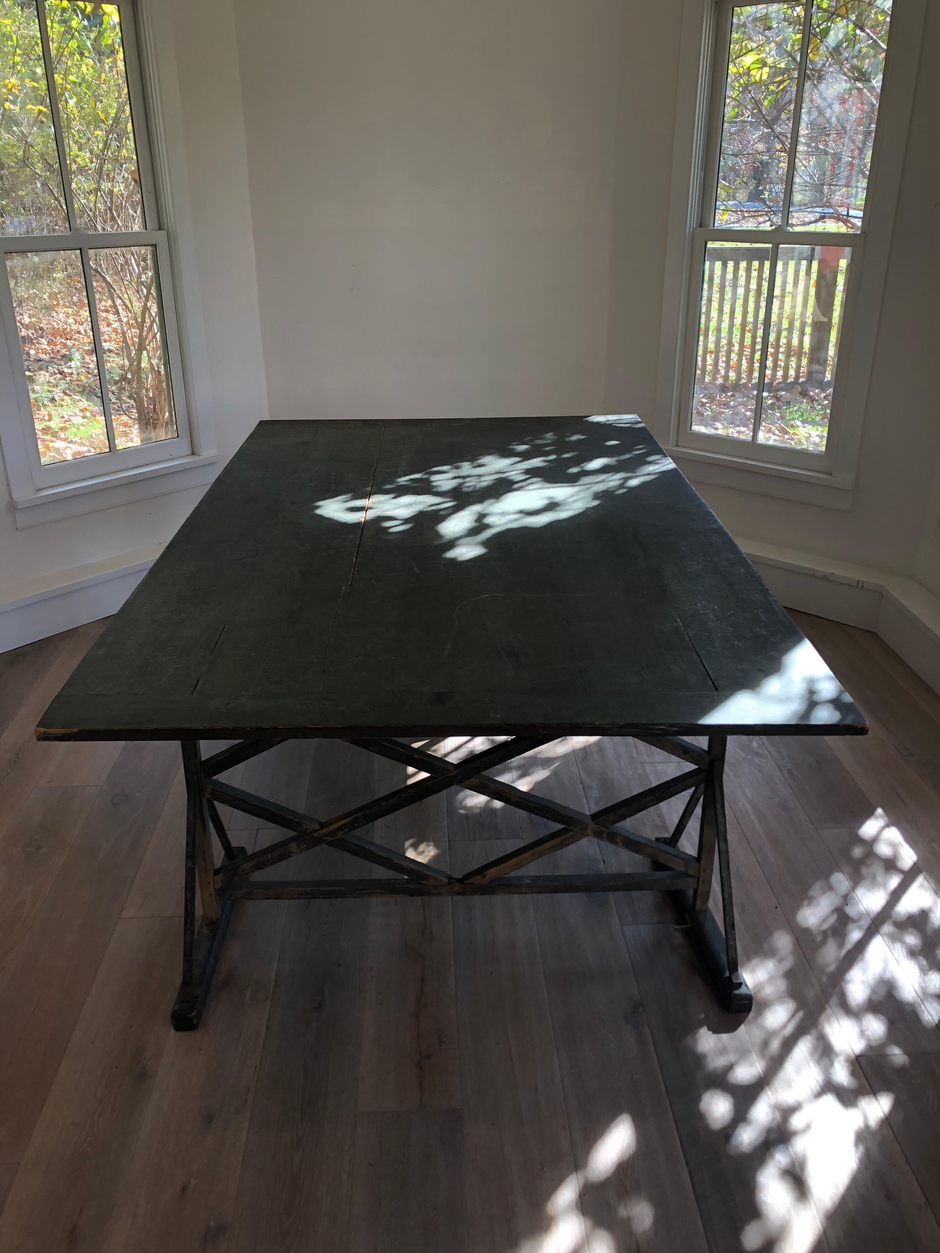 Large Antique French Trestle Table In Good Condition For Sale In Stockton, NJ