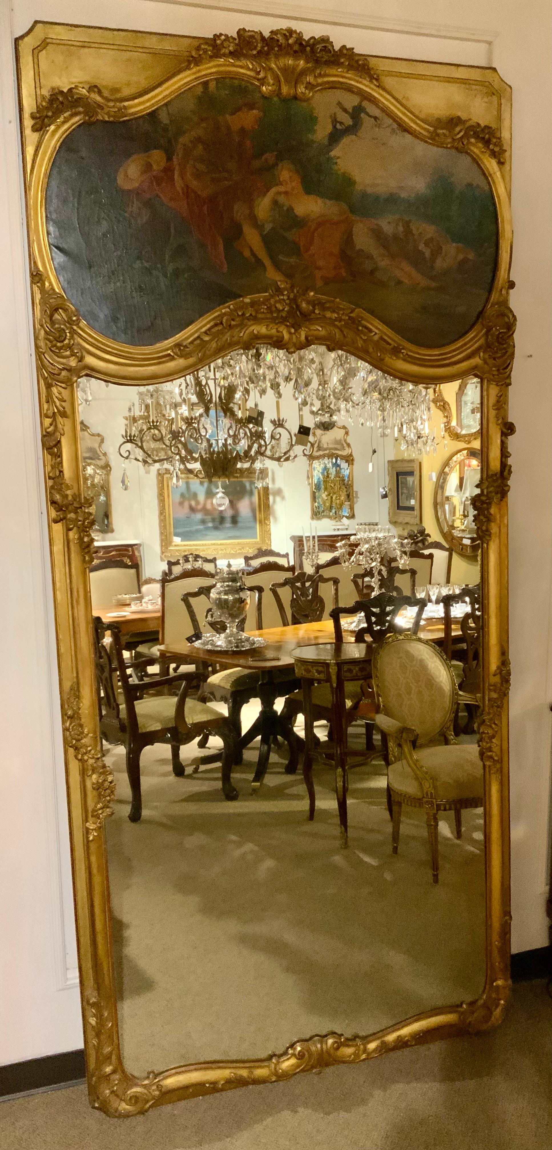 Grande paire de miroirs trumeau français anciens dans des cadres en bois doré 19ème siècle 4