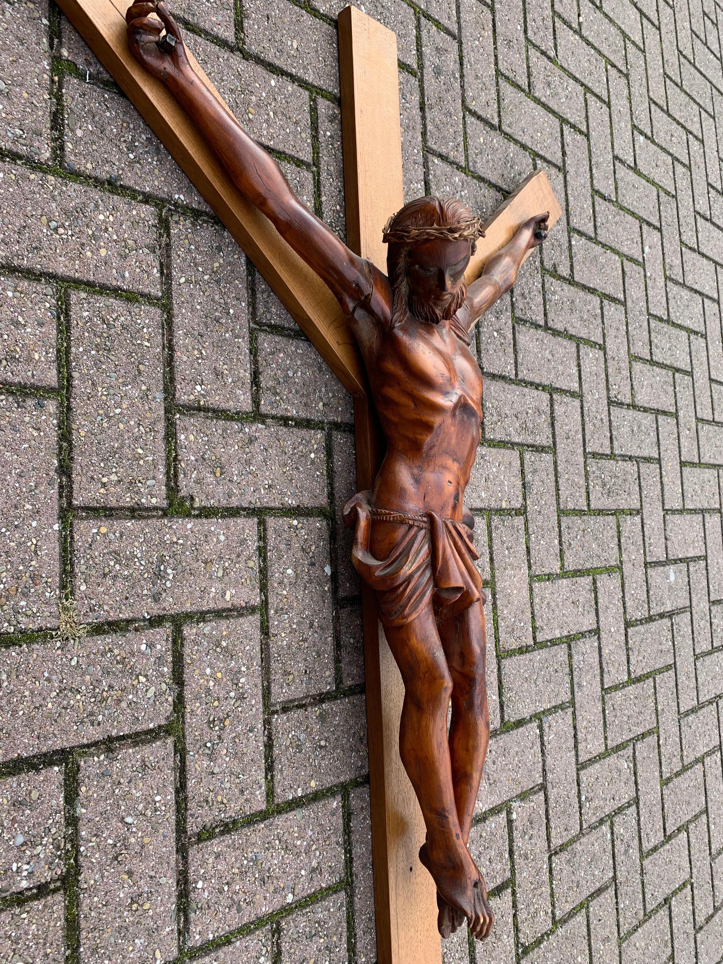 Large Size French Wall Crucifix / Jesus Christ on the Cross with Crown of Thorns For Sale 10