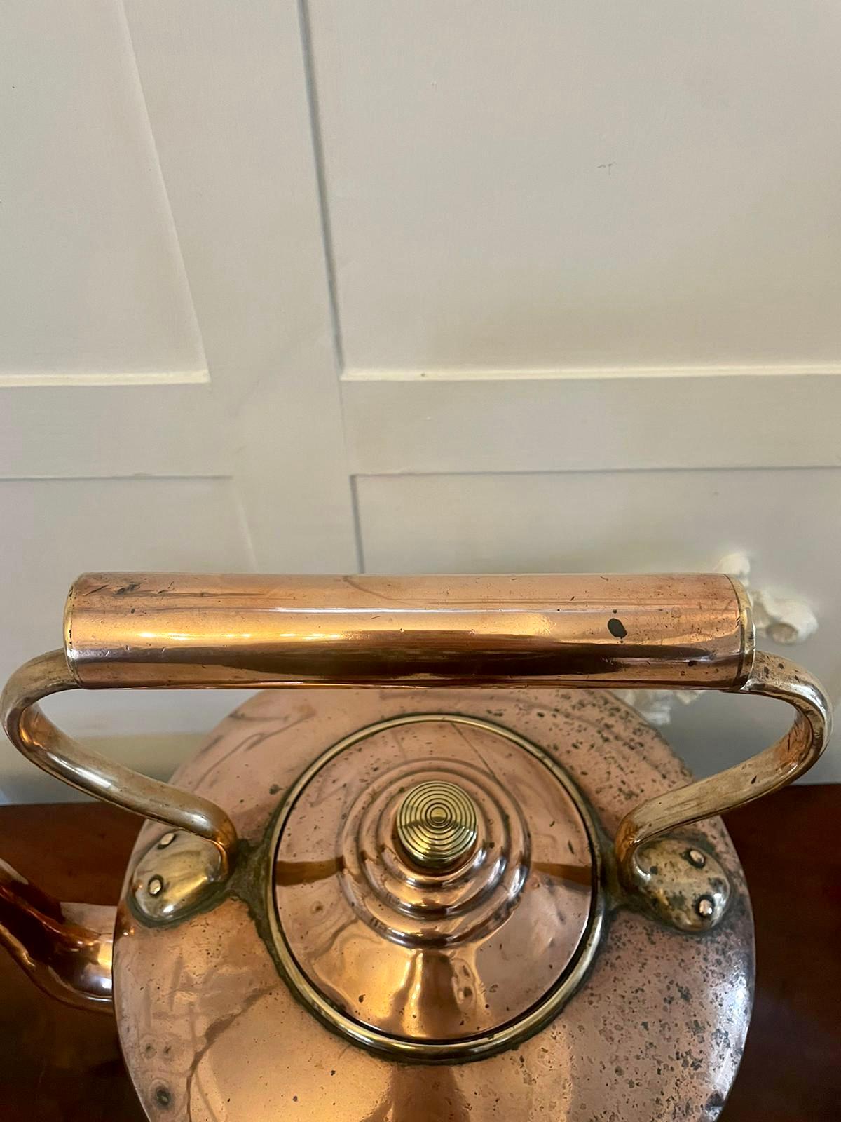 Gran tetera antigua de cobre de calidad Jorge III en Bueno estado para la venta en Suffolk, GB