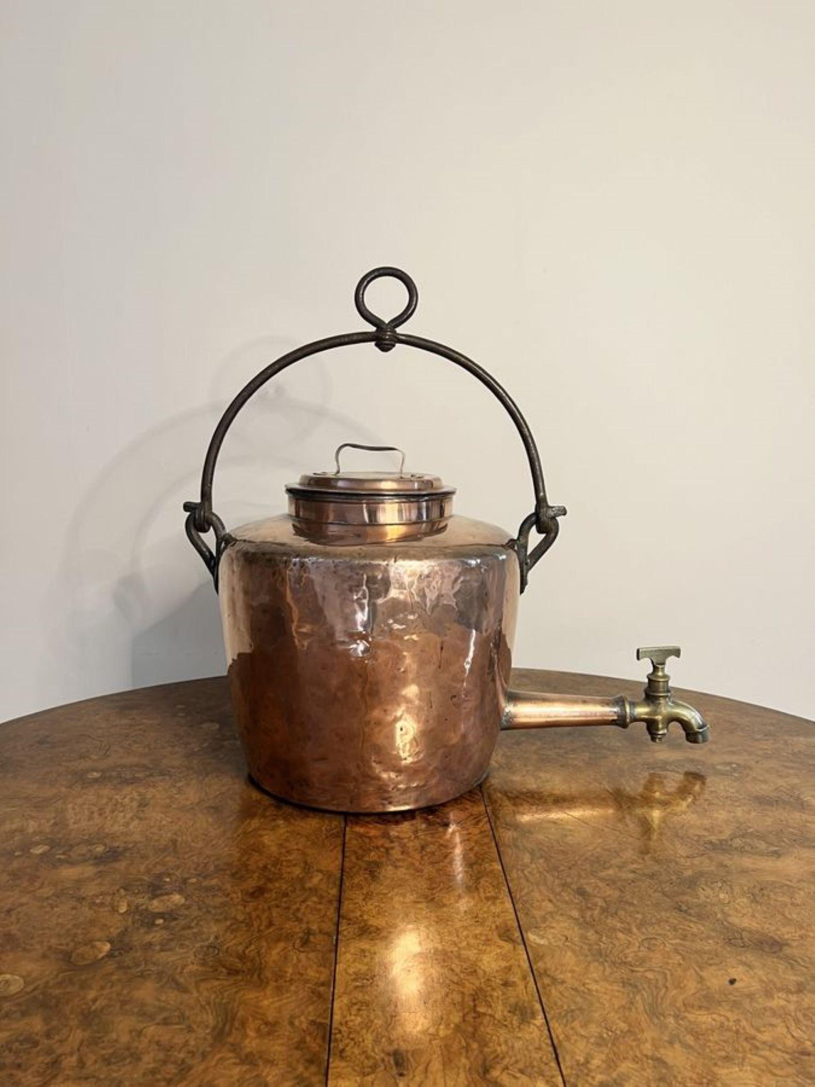 Copper Large antique George III quality hanging copper water urn For Sale