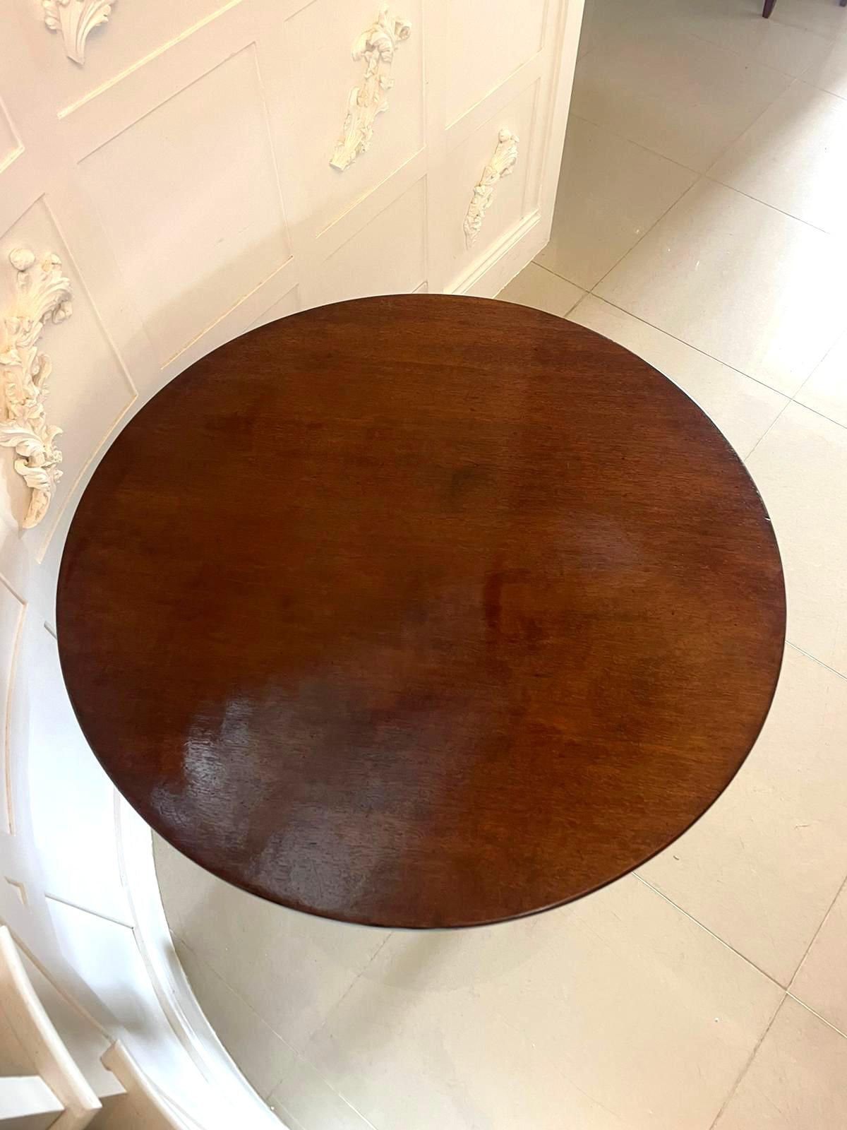 Large Antique George III Quality Mahogany Tripod Table  In Good Condition For Sale In Suffolk, GB